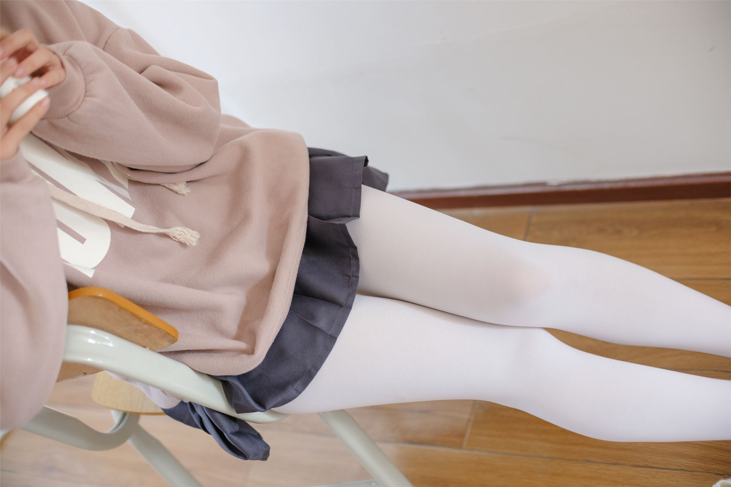 森萝财团写真 - [X-002] 白丝运动风