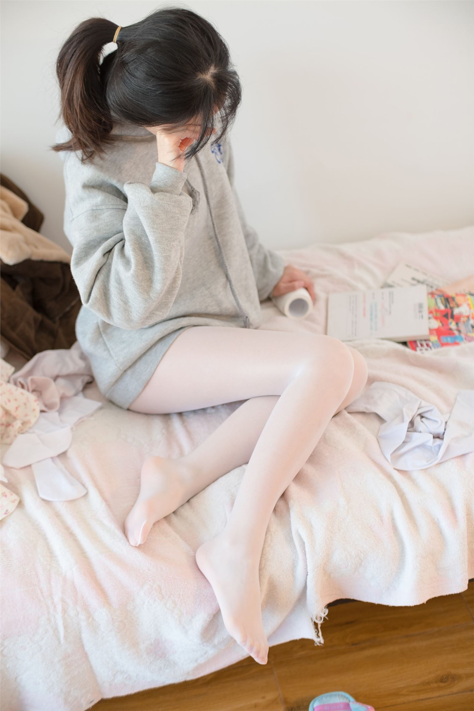 森萝财团写真 - [X-003] 少女的肉丝诱惑