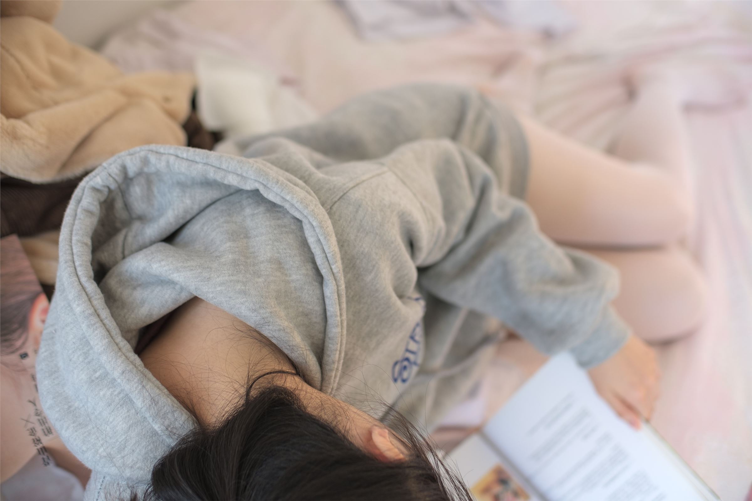 森萝财团写真 - [X-003] 少女的肉丝诱惑