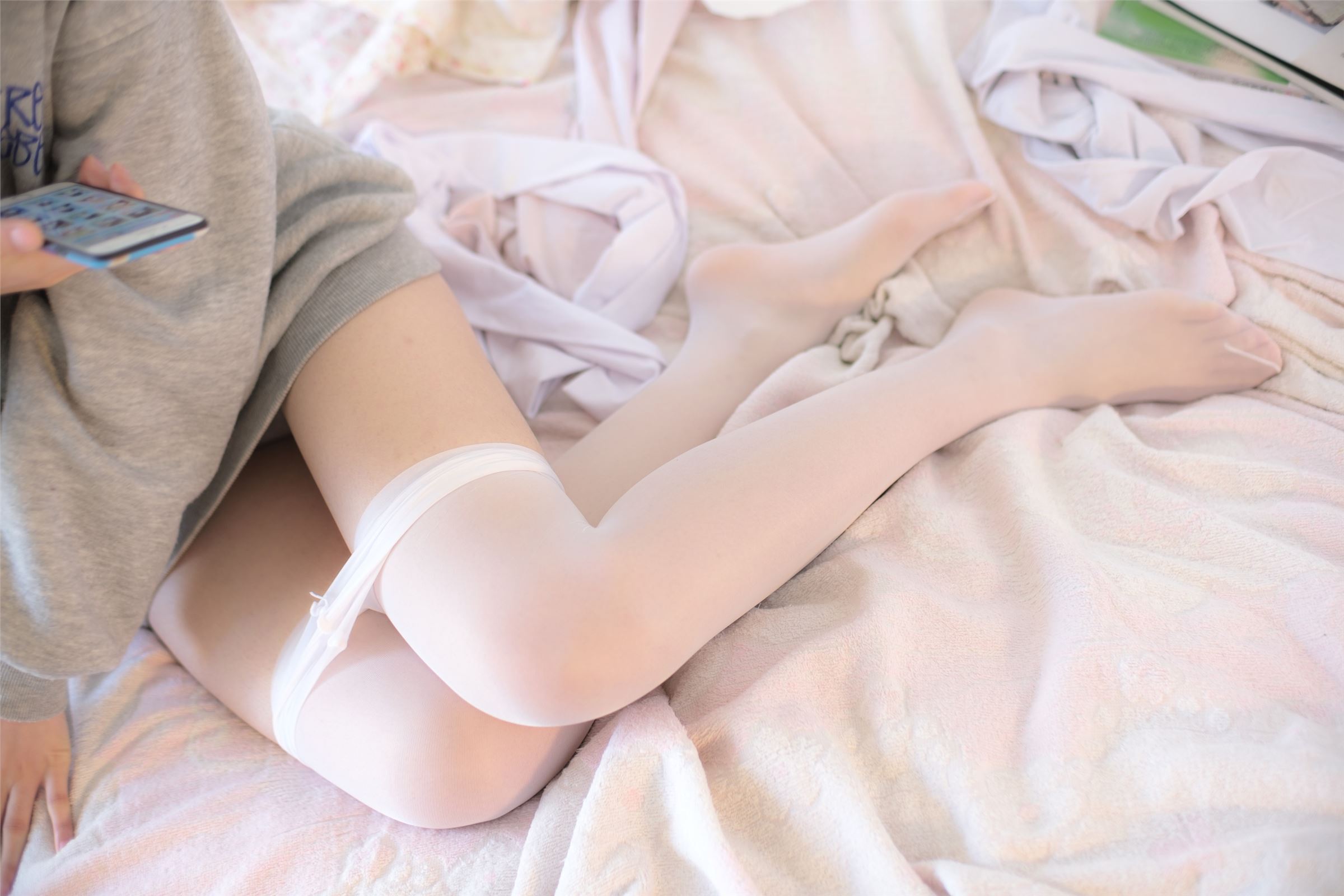 森萝财团写真 - [X-003] 少女的肉丝诱惑