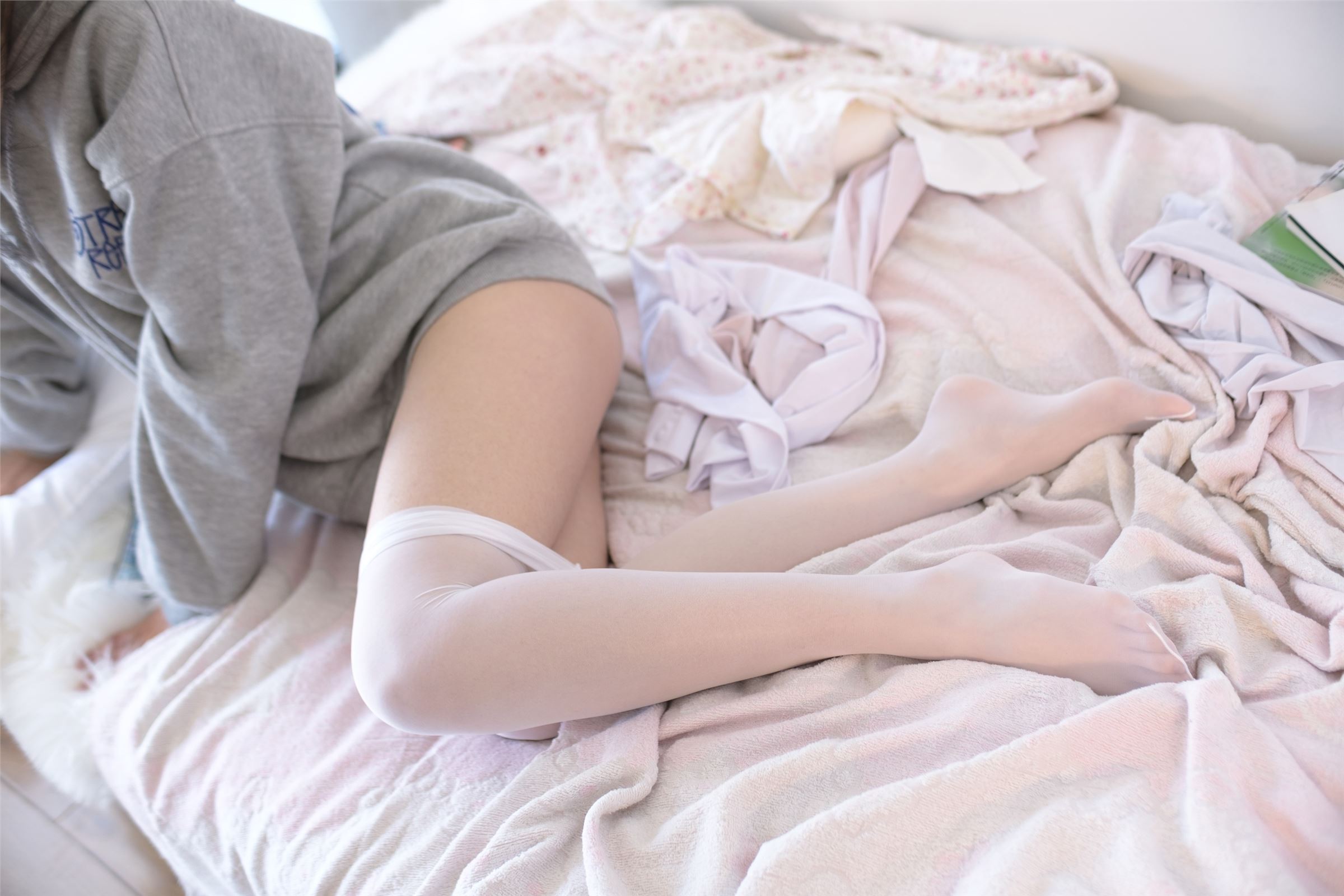 森萝财团写真 - [X-003] 少女的肉丝诱惑