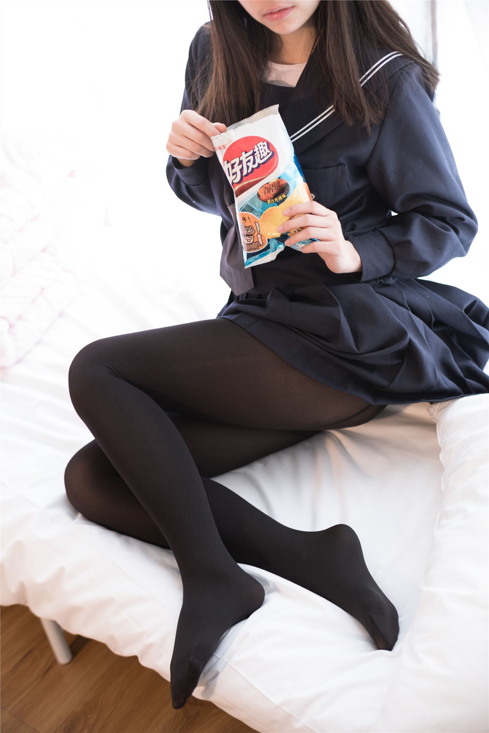 森萝财团写真 - [X-004] 黑色·丝足