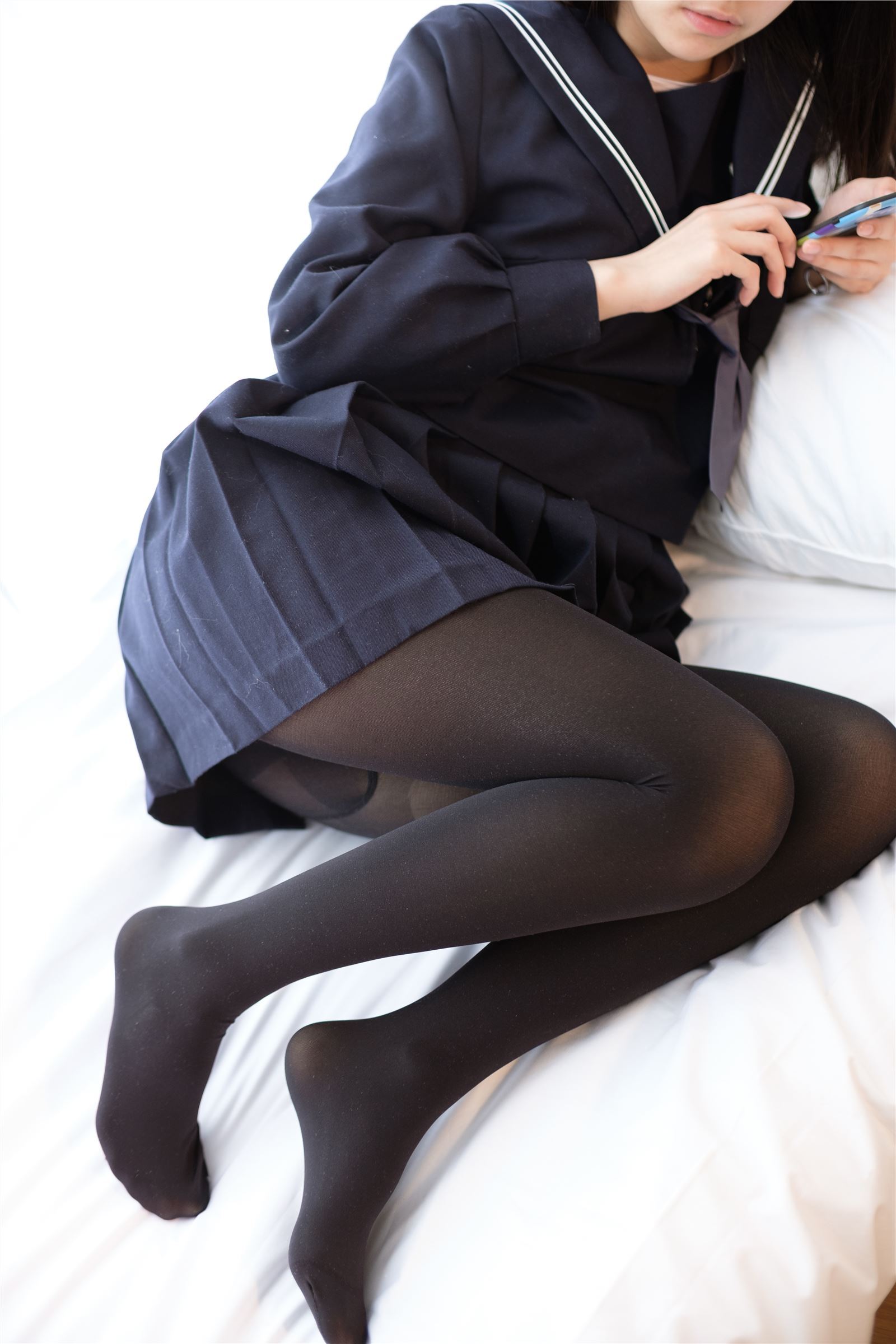 森萝财团写真 - [X-004] 黑色·丝足