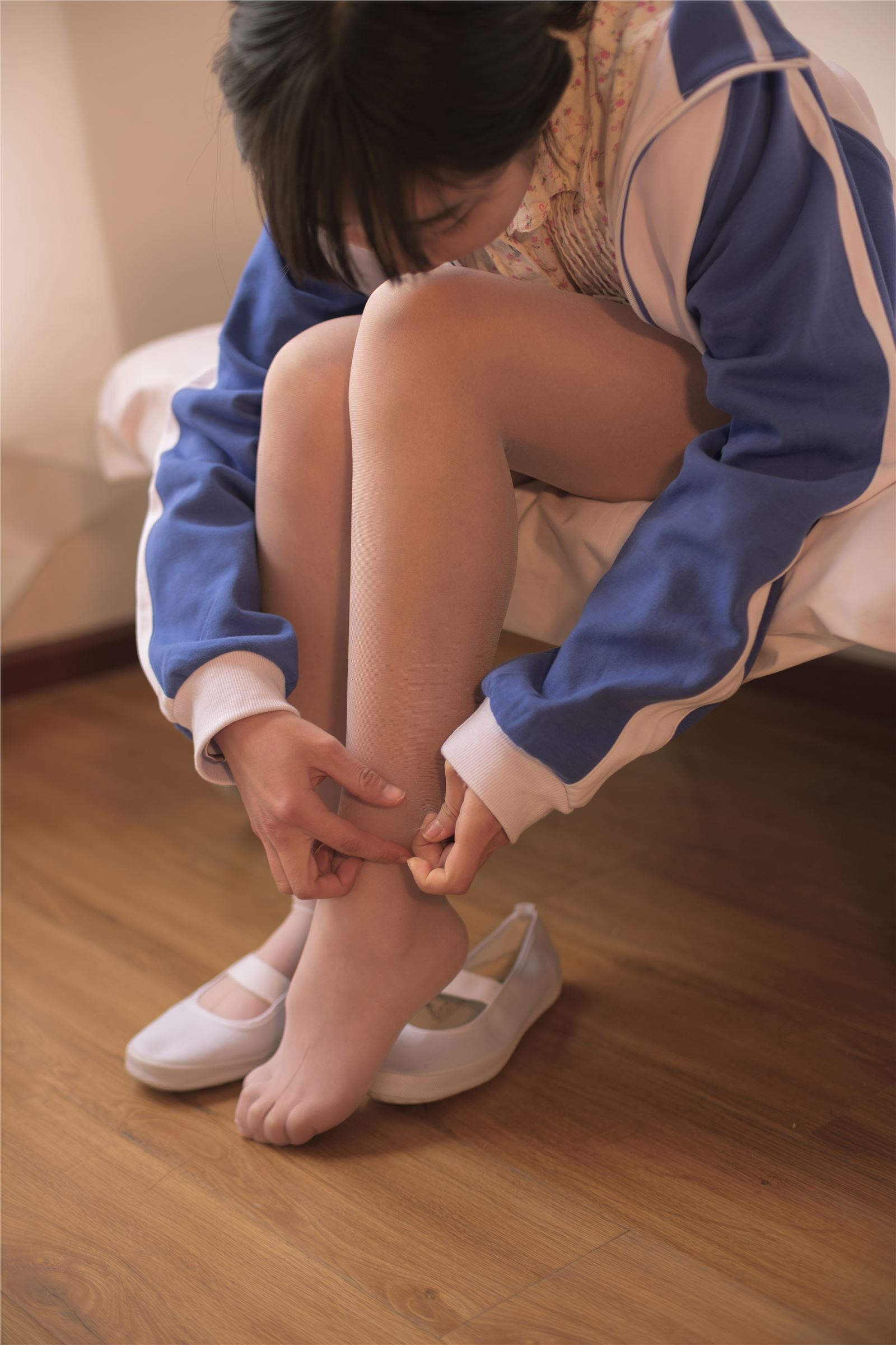 森萝财团写真 - [X-007] 青涩肉丝