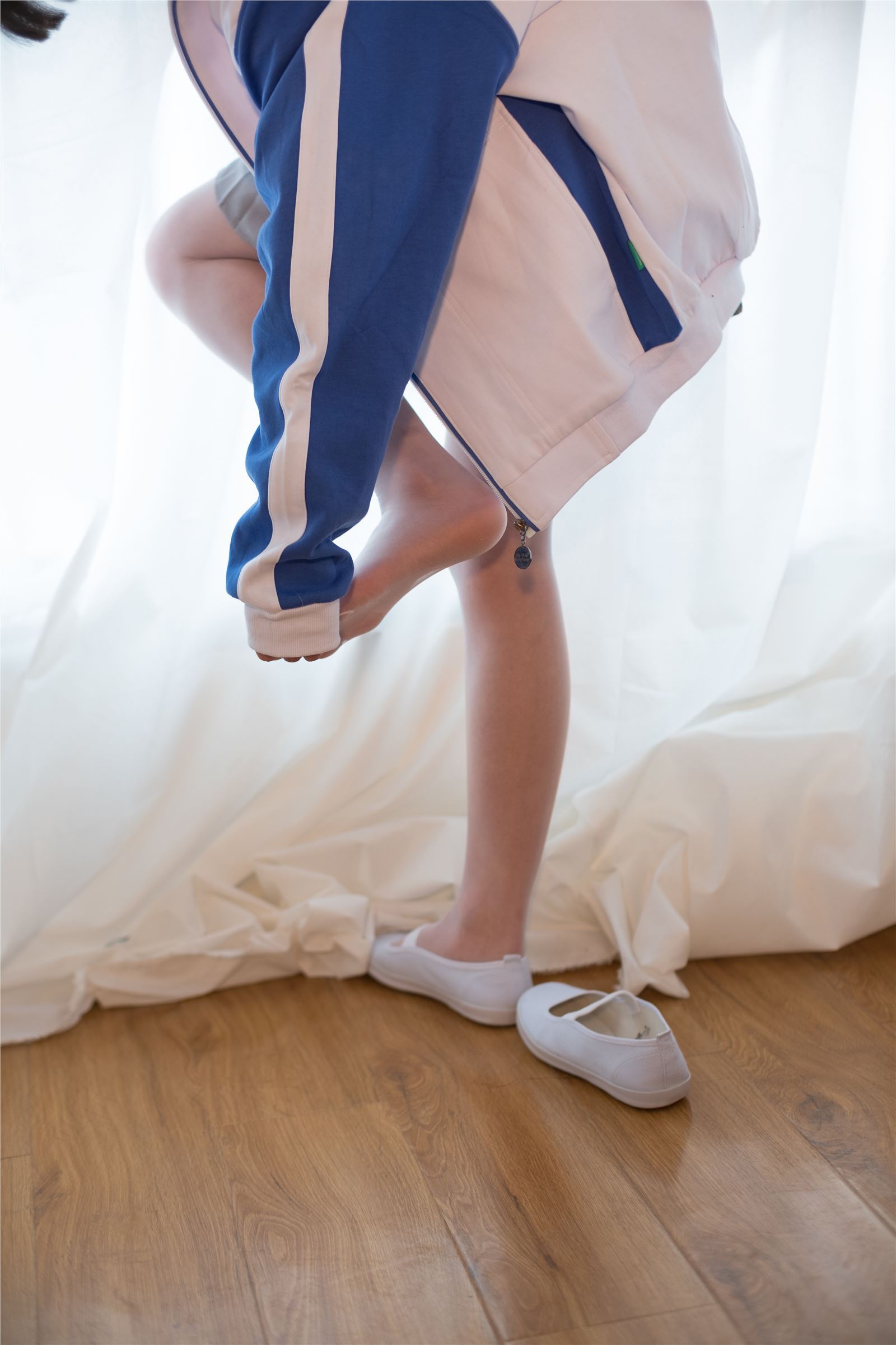 森萝财团写真 - [X-007] 青涩肉丝