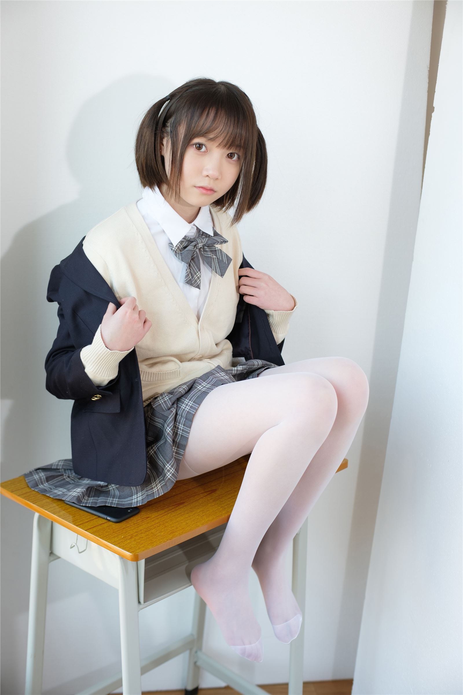 森萝财团写真 X-010-SSR