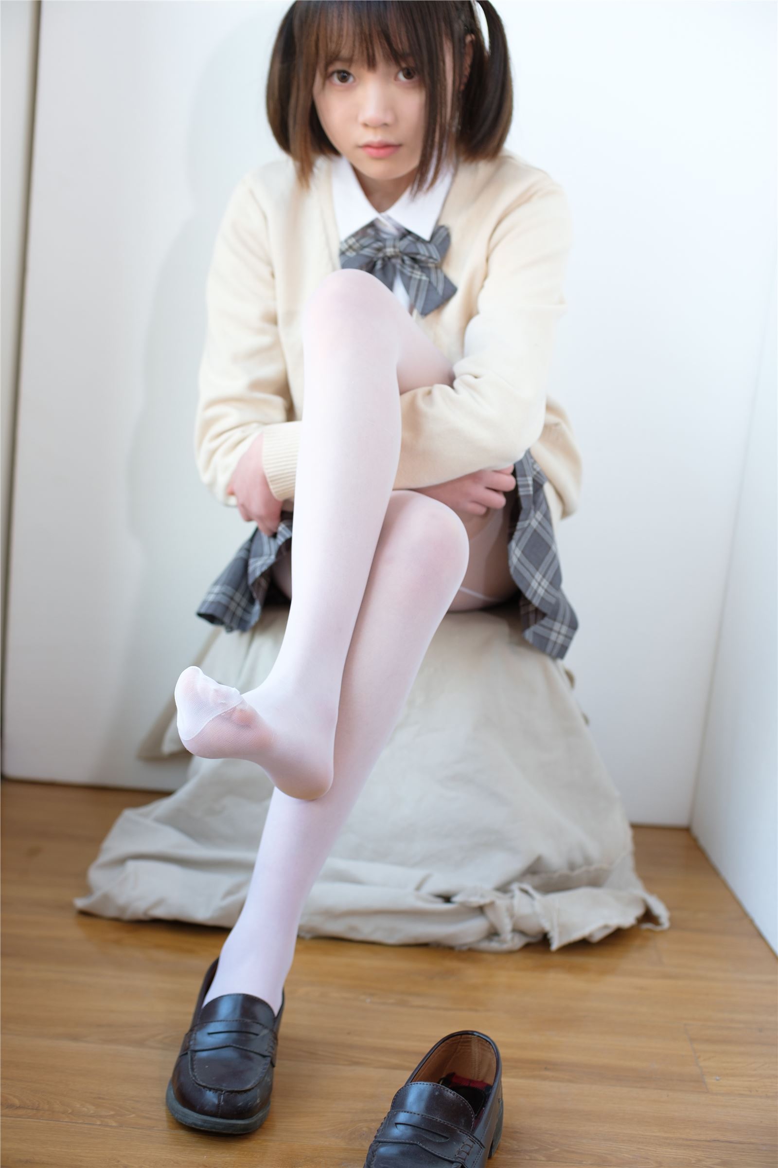 森萝财团写真 X-010-SSR