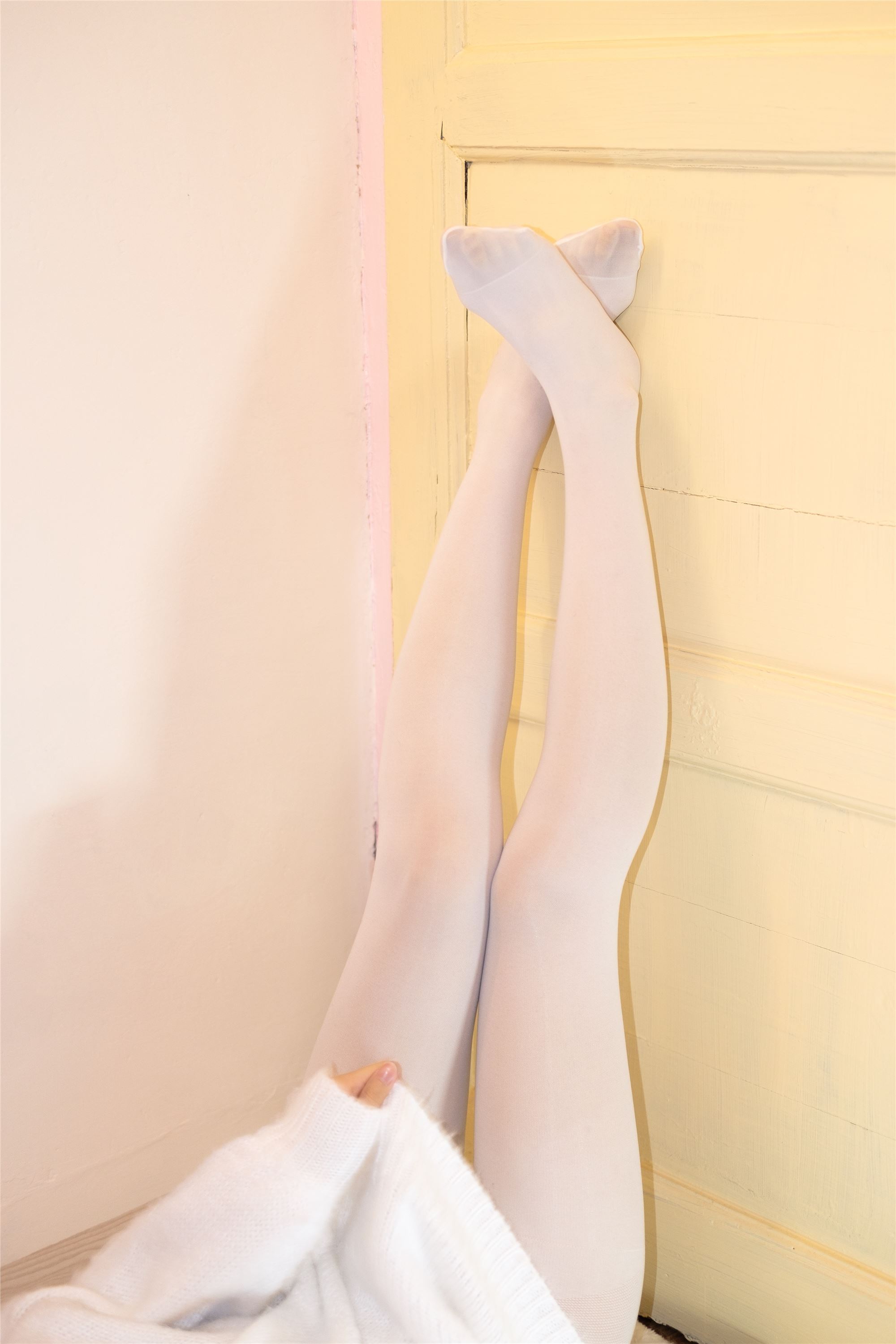 [森萝财团]萝莉丝足写真 X-12