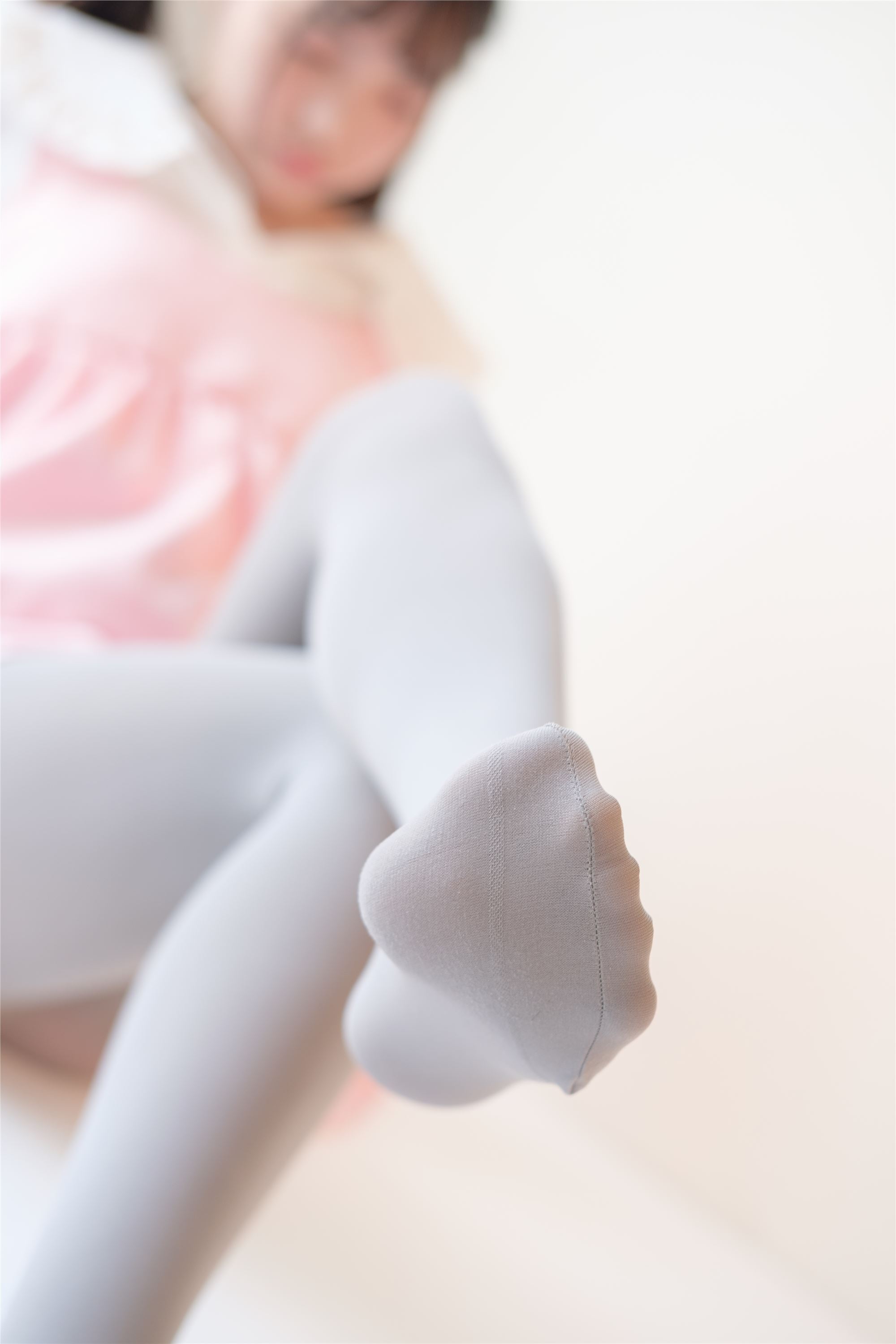 [森萝财团]萝莉丝足写真 X-015