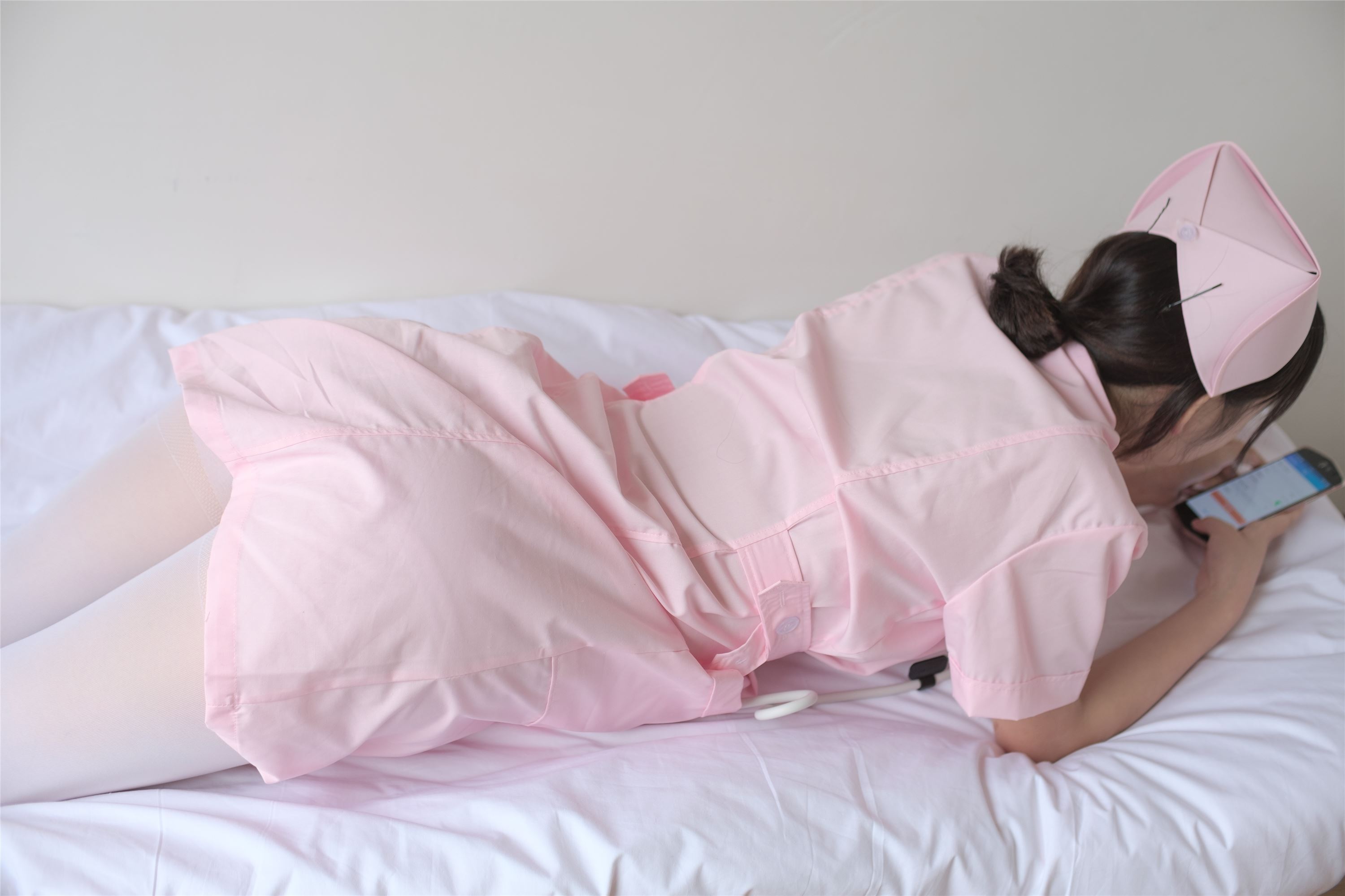 [森萝财团]萝莉丝足写真 X-021