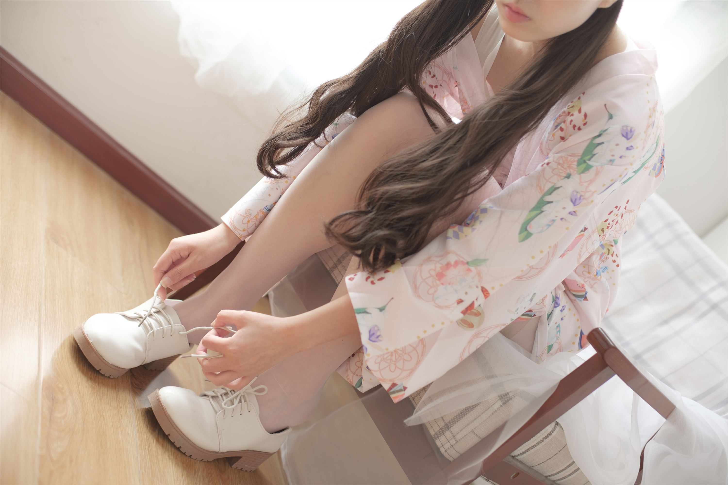 [森萝财团]萝莉丝足写真 X-022