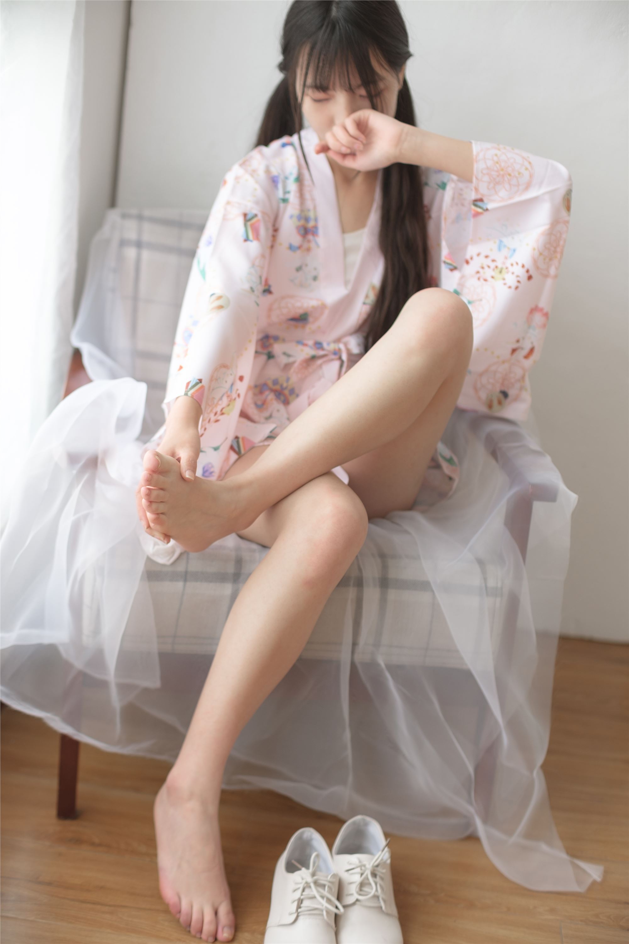 [森萝财团]萝莉丝足写真 X-022