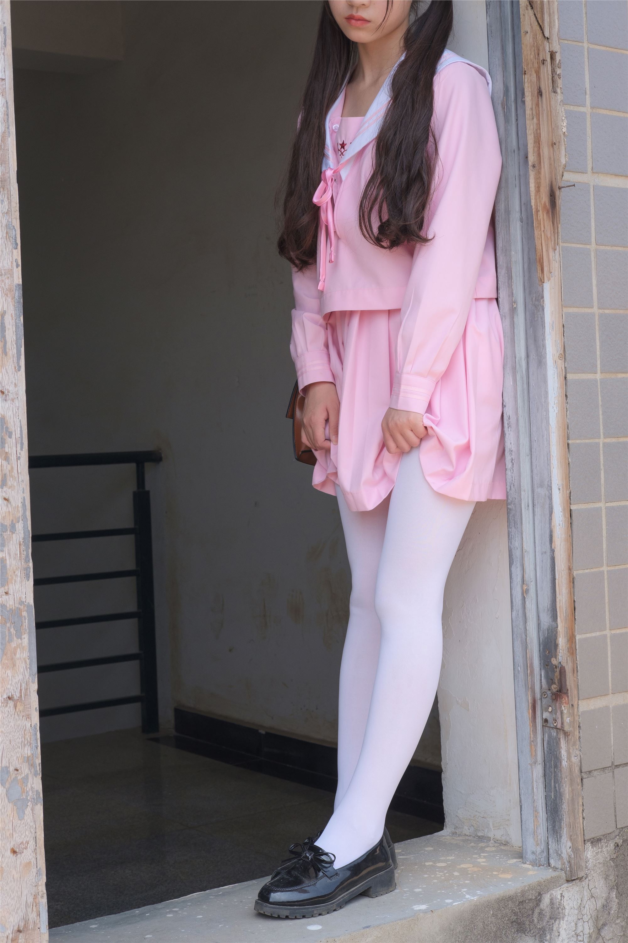 [森萝财团]萝莉丝足写真 X-026