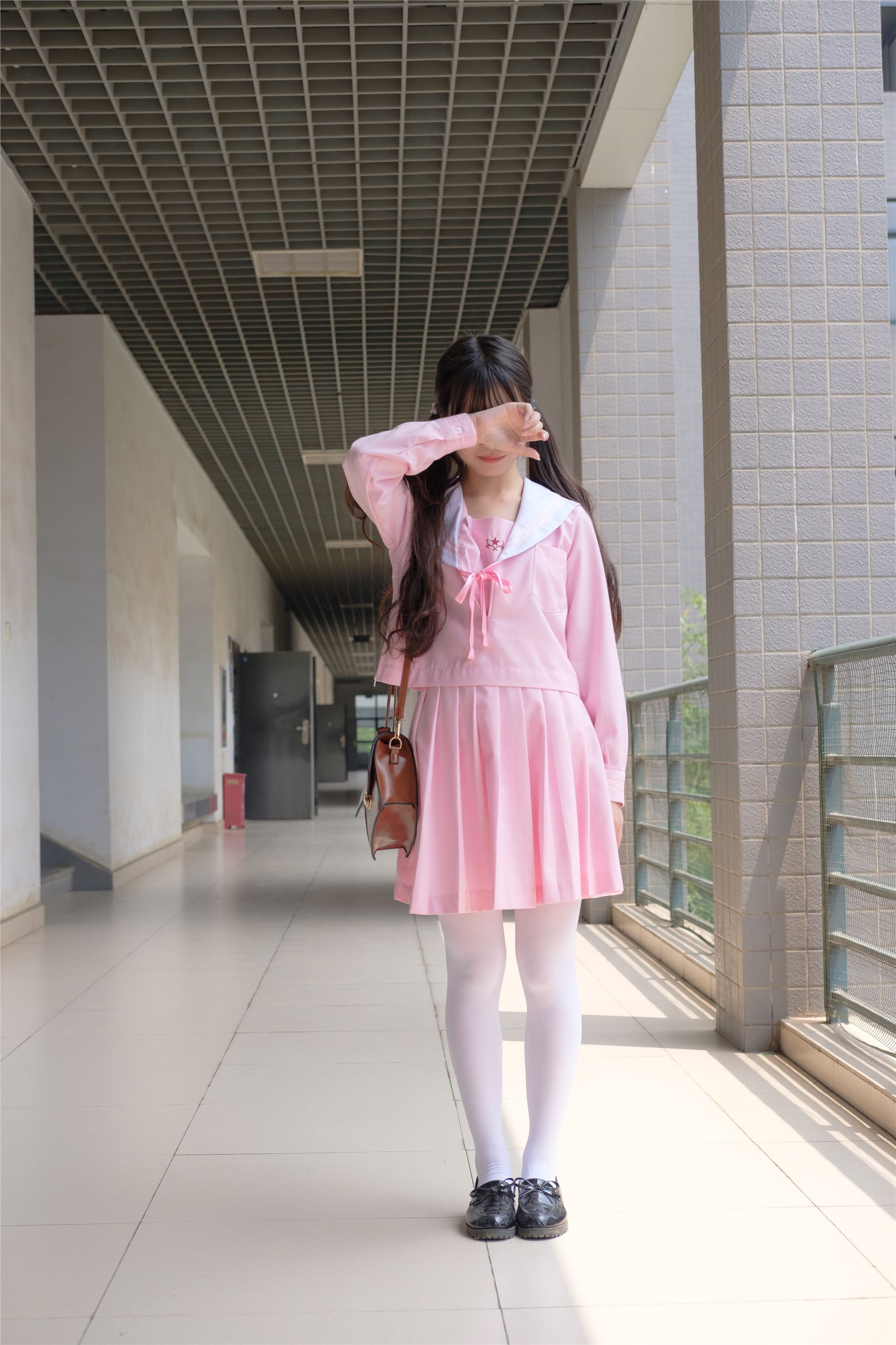 [森萝财团]萝莉丝足写真 X-026