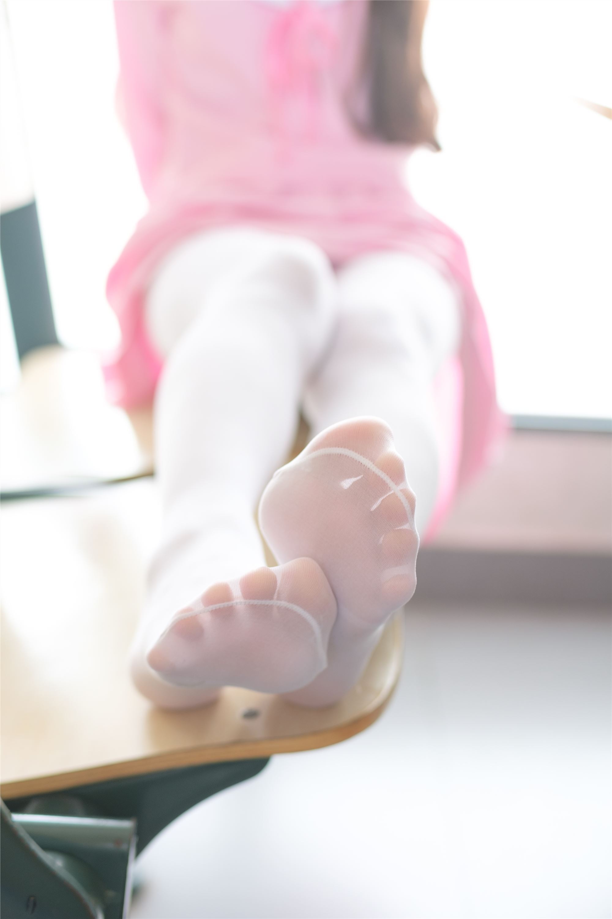 [森萝财团]萝莉丝足写真 X-026