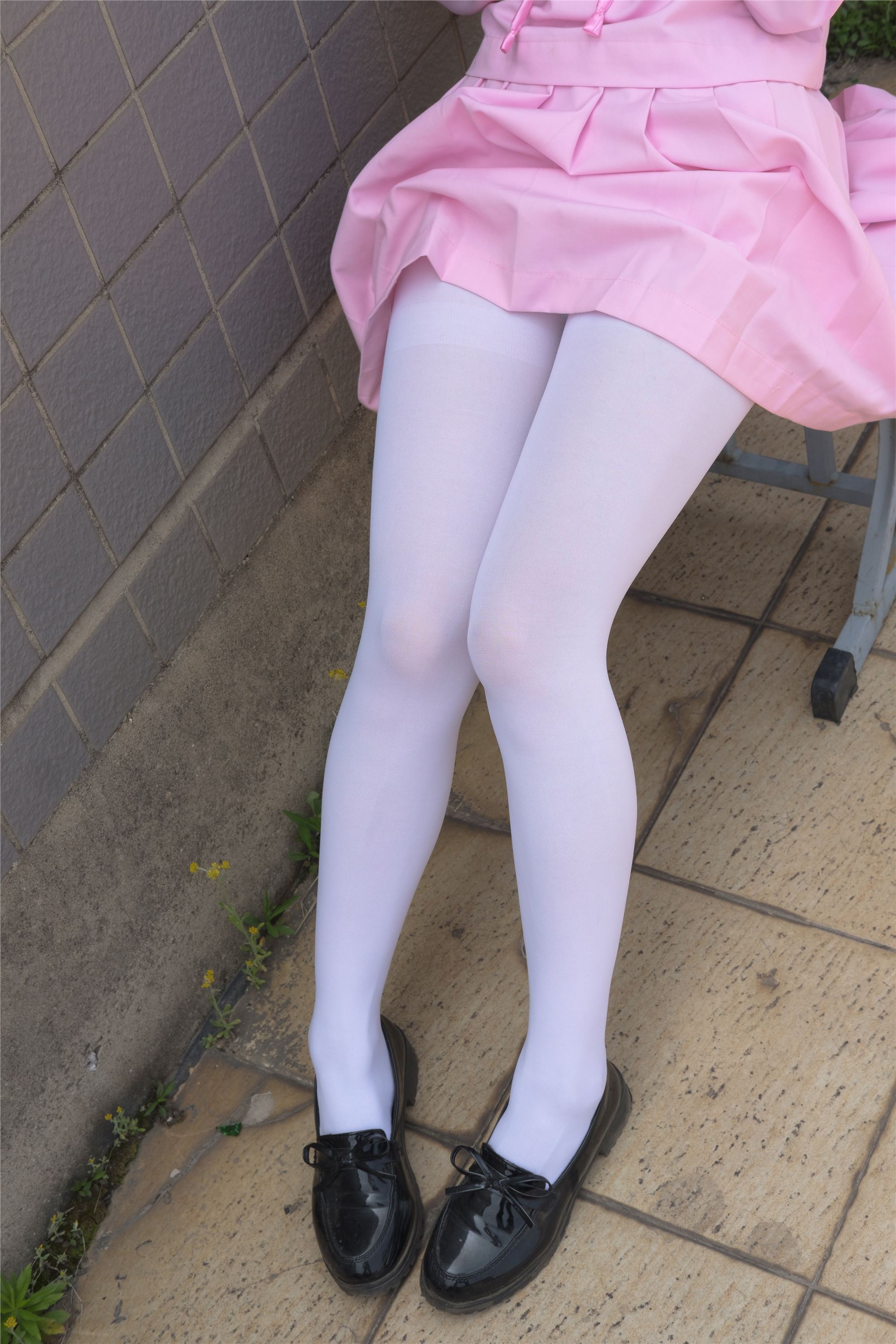 [森萝财团]萝莉丝足写真 X-026