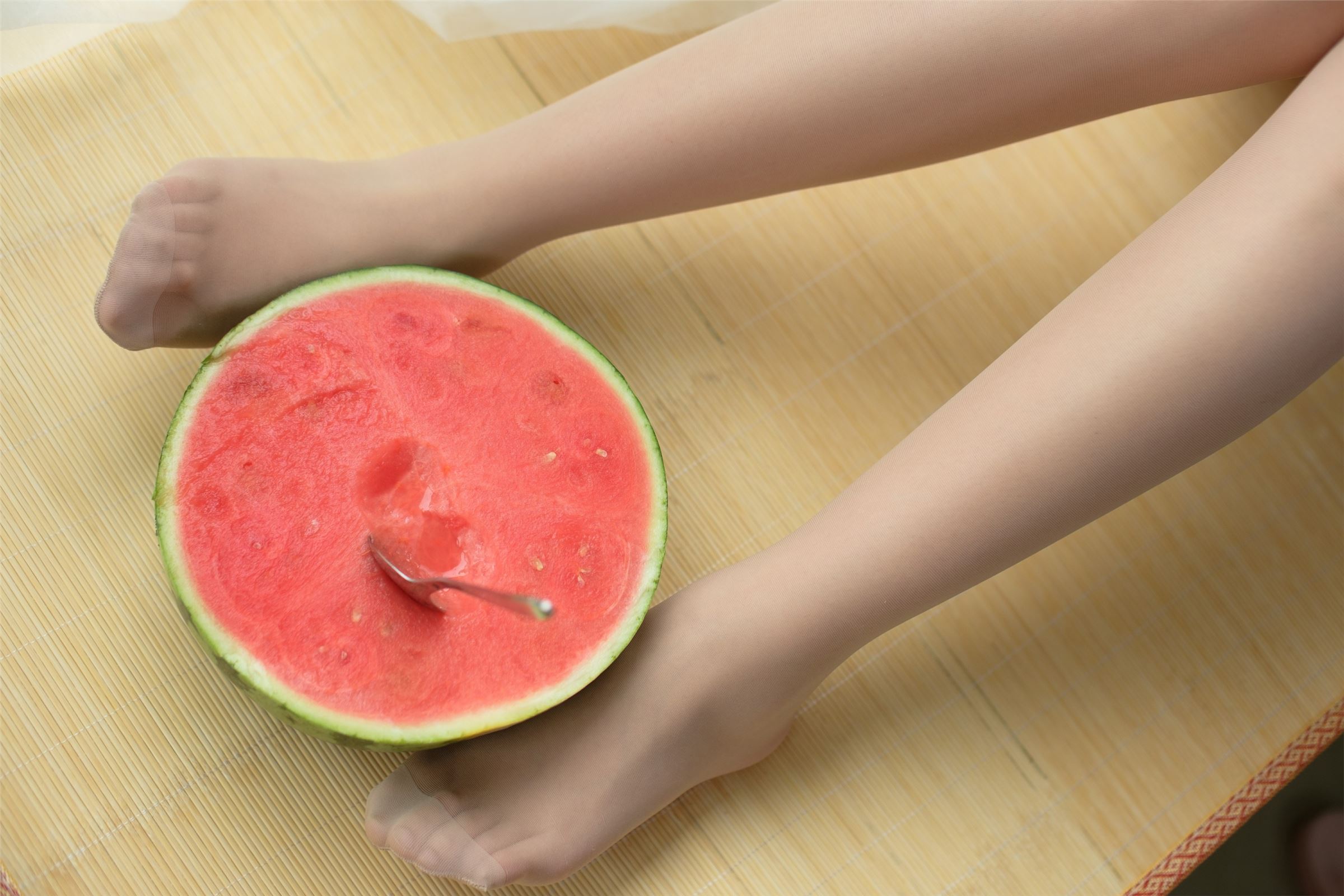 森萝财团写真 - X-028 田园薄丝少女