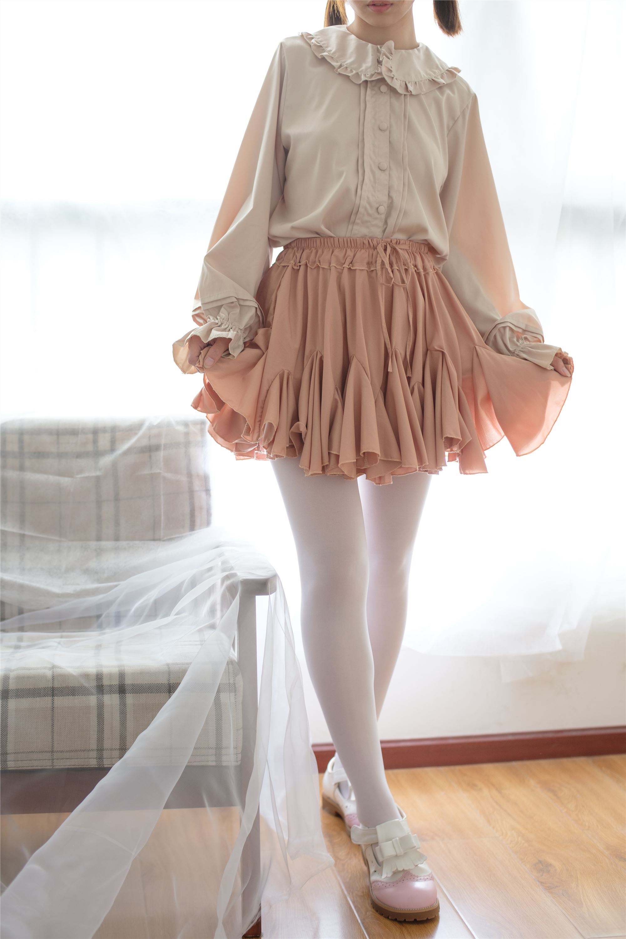 [森萝财团]萝莉丝足写真 X-029