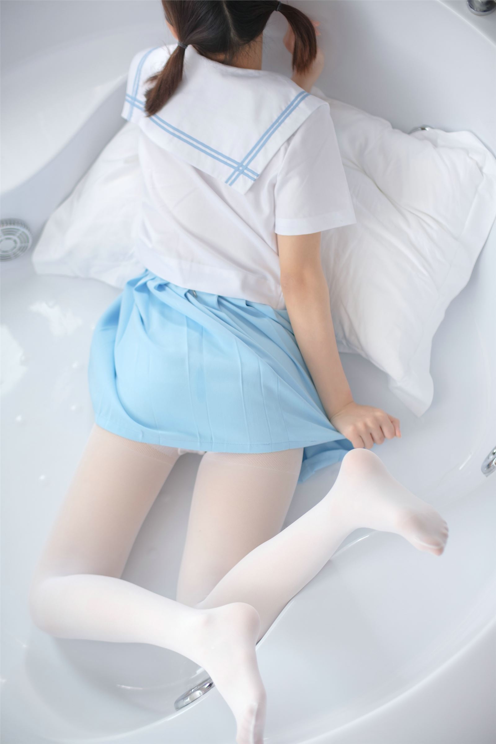 森萝财团写真 - [X-032]