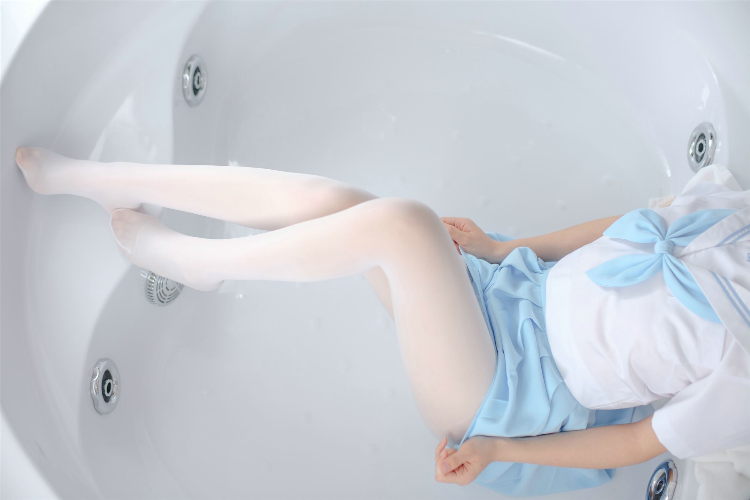 森萝财团写真 - [X-032]