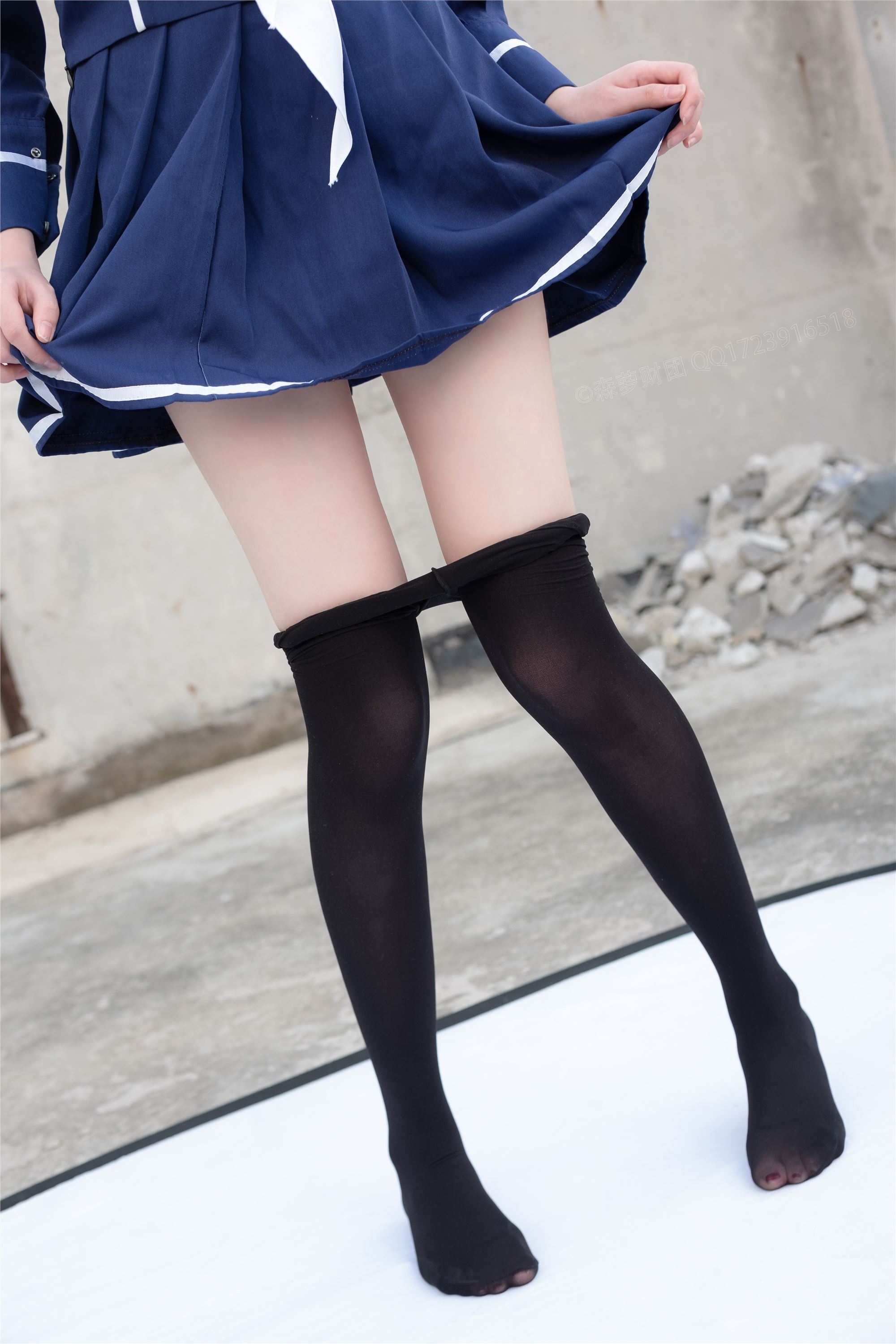 [森萝财团]萝莉丝足写真 X-043