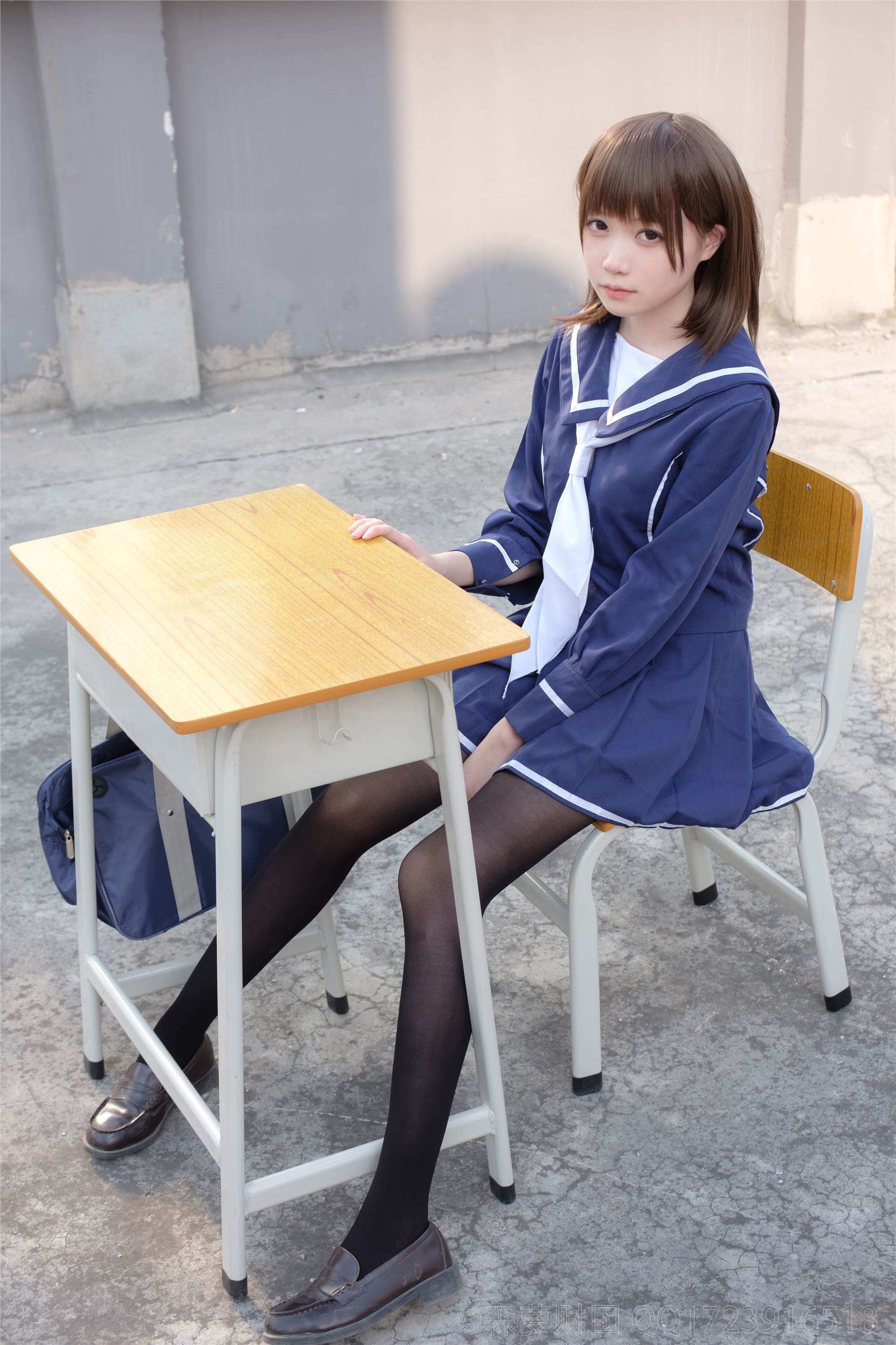 [森萝财团]萝莉丝足写真 X-043