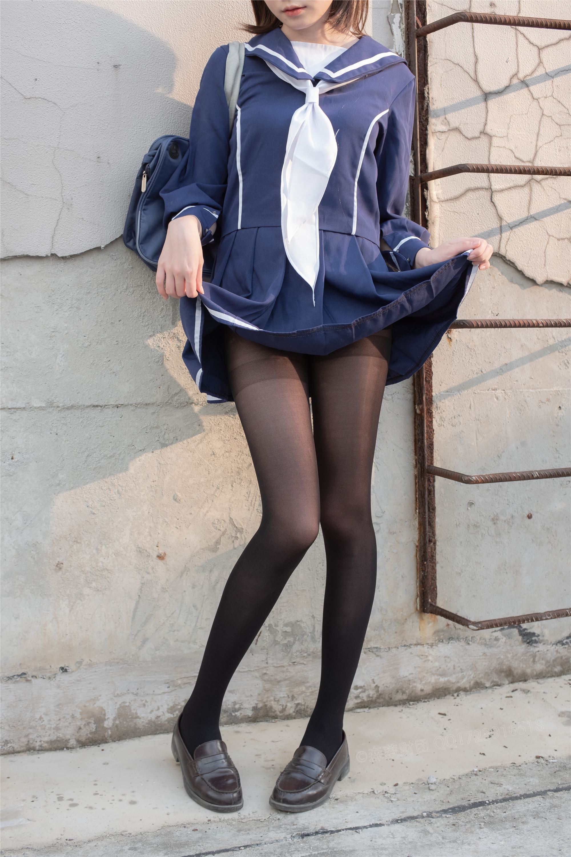 [森萝财团]萝莉丝足写真 X-043