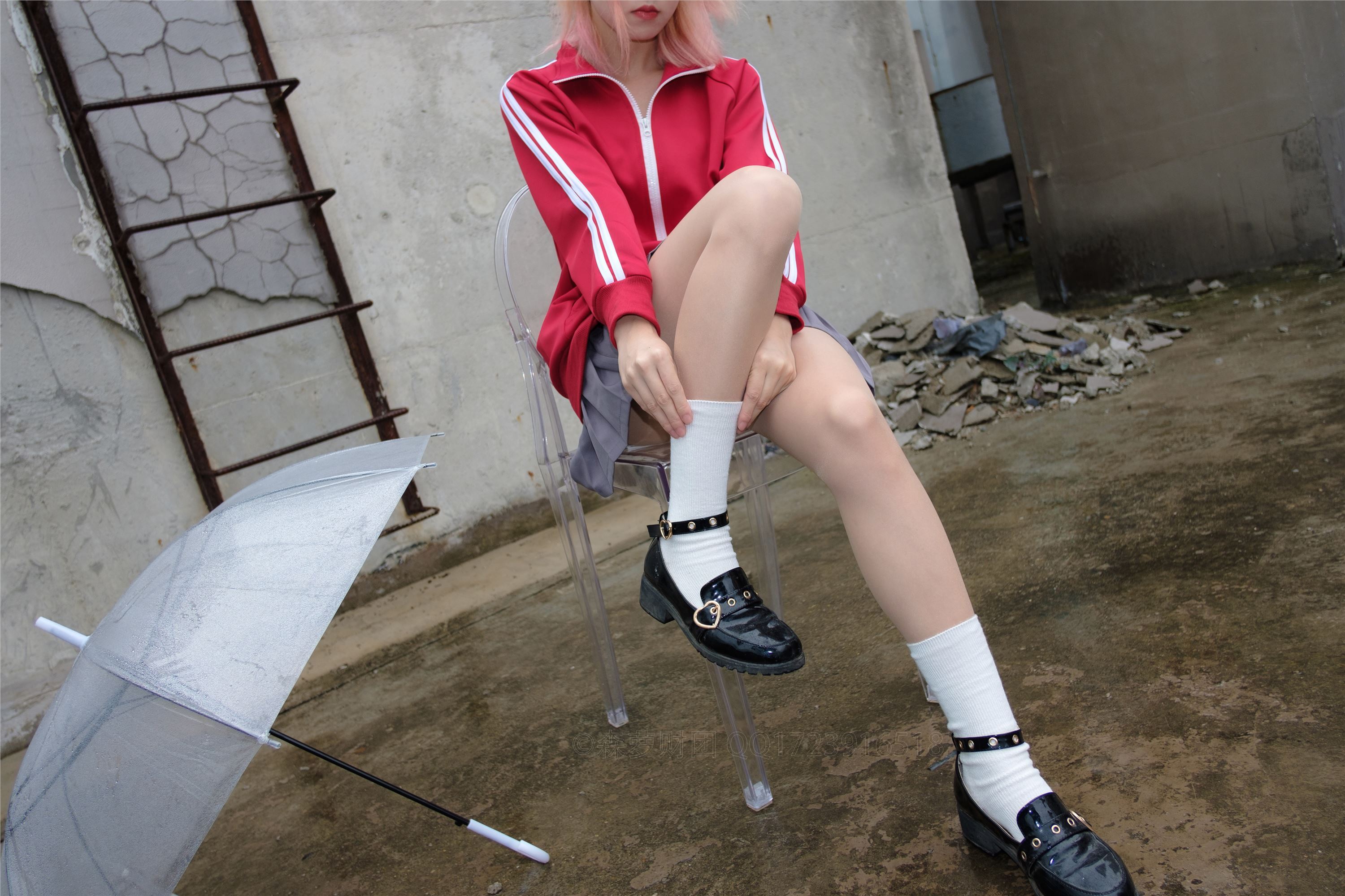 [森萝财团]萝莉丝足写真 X-044