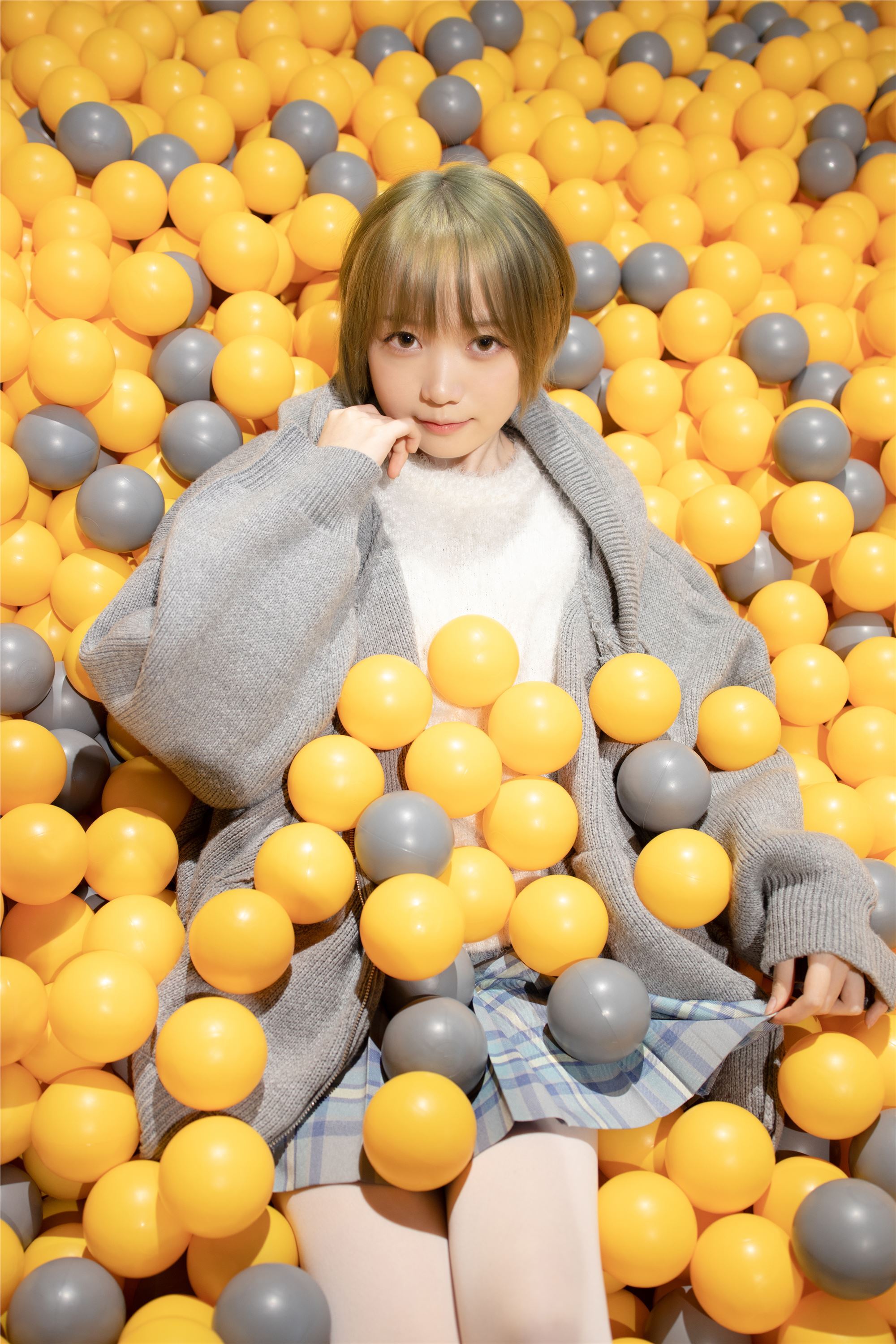 [森萝财团]萝莉丝足写真 X-047