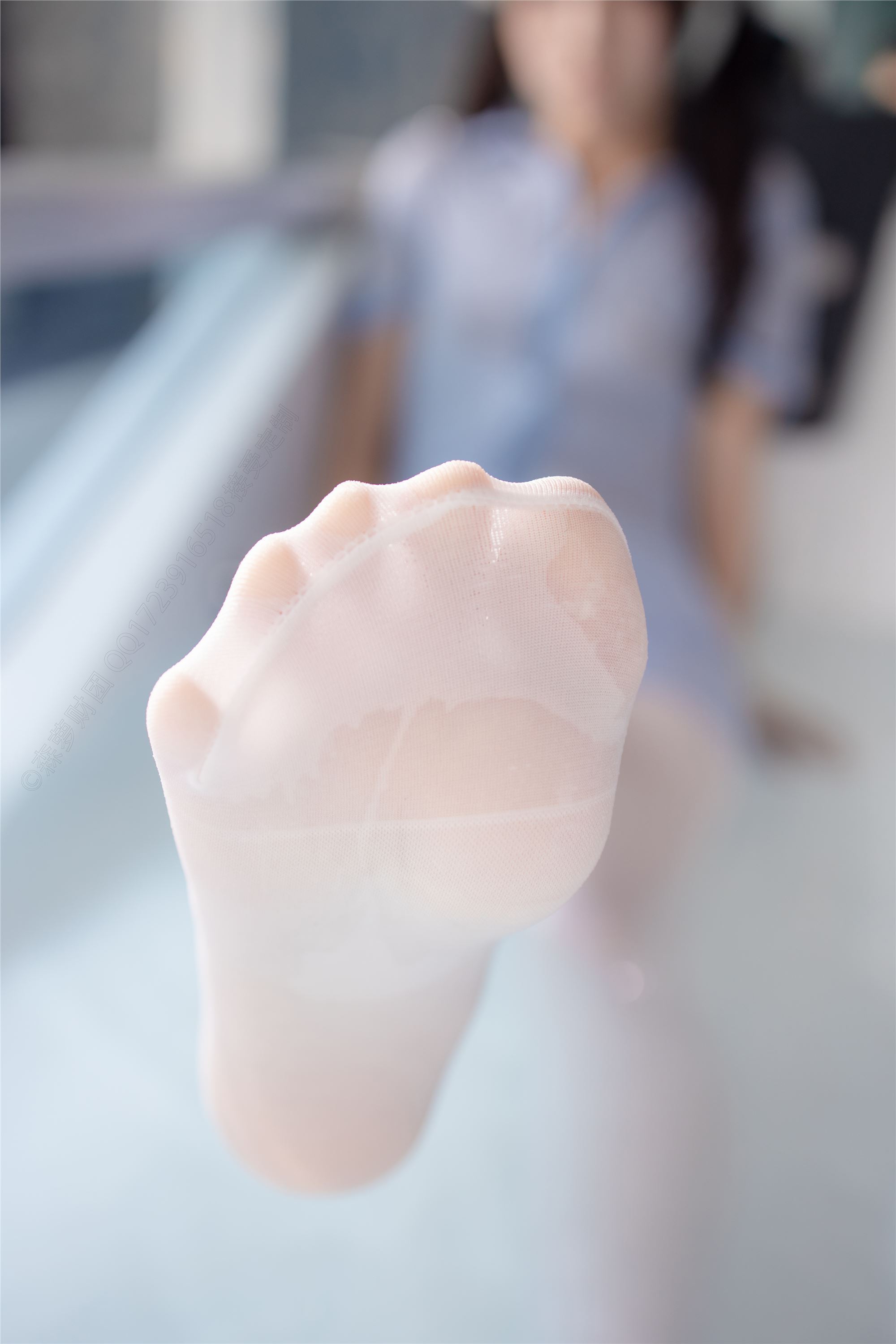 [森萝财团]萝莉丝足写真 X-049