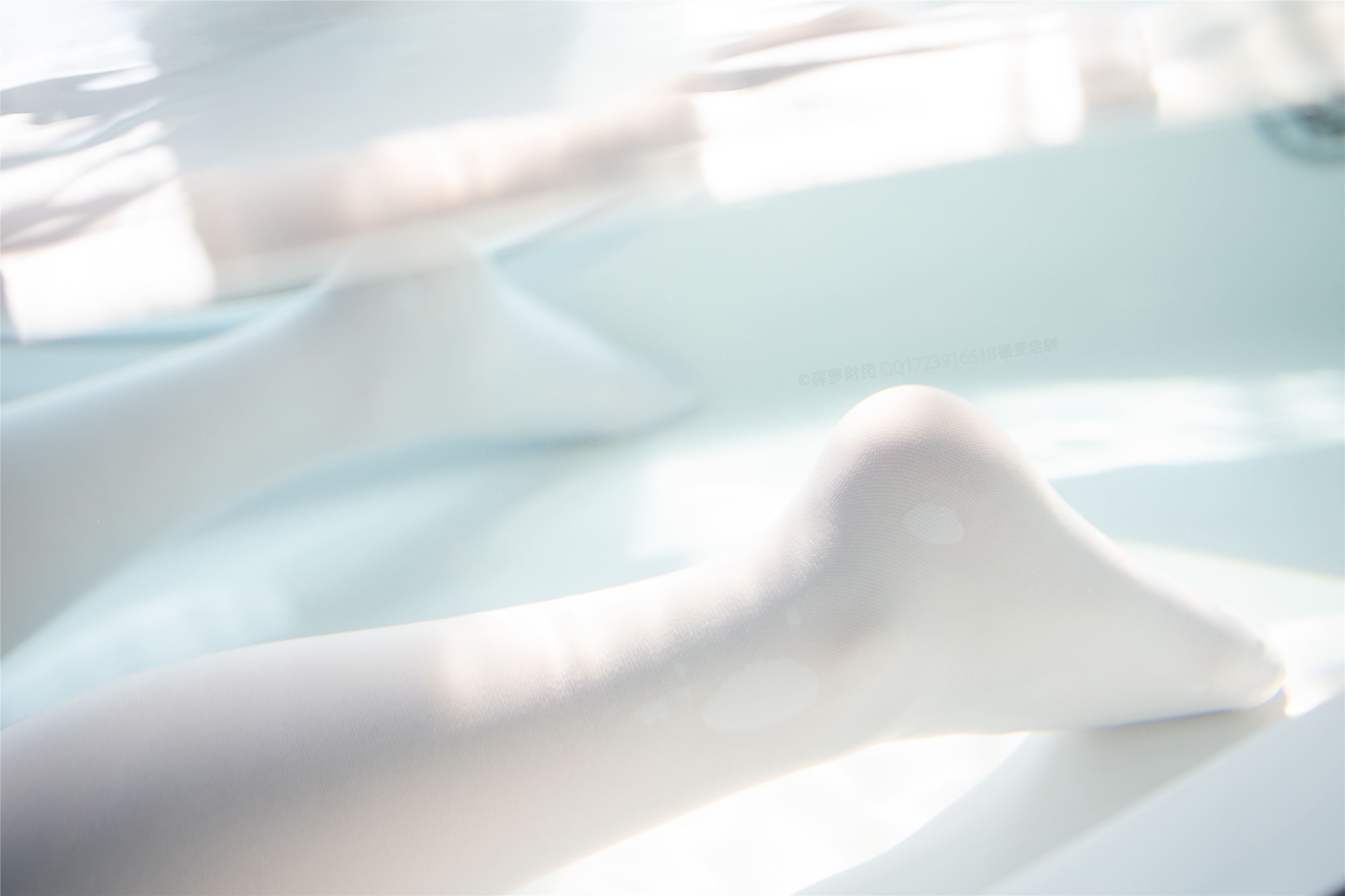 [森萝财团]萝莉丝足写真 X-049