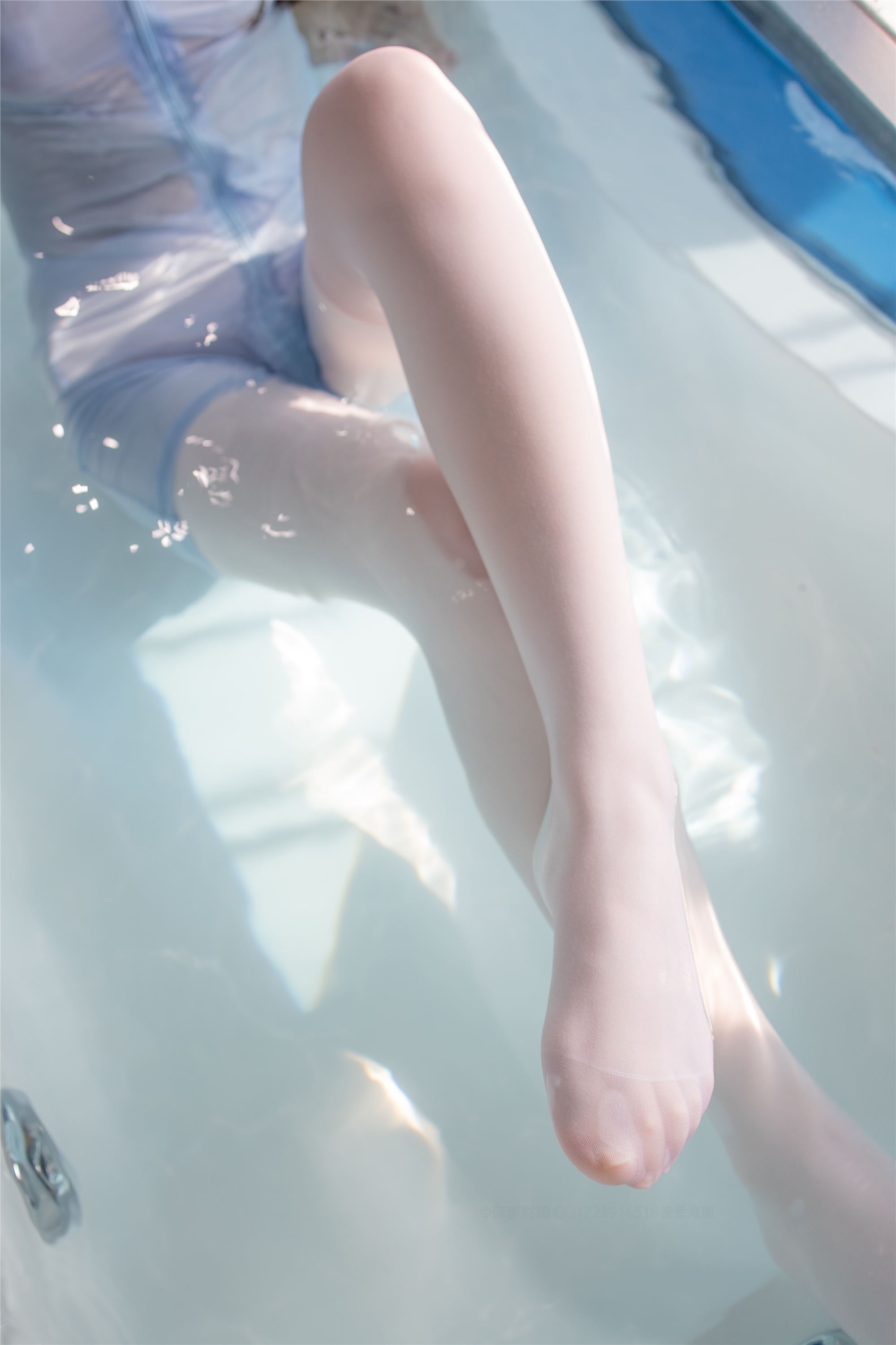 [森萝财团]萝莉丝足写真 X-049