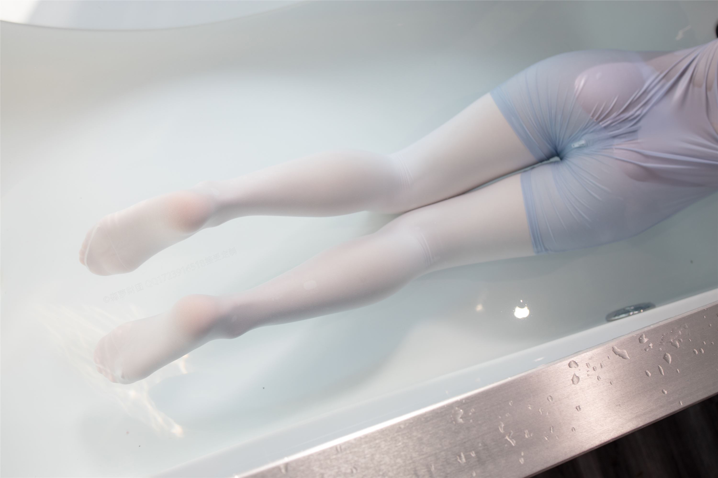 [森萝财团]萝莉丝足写真 X-049