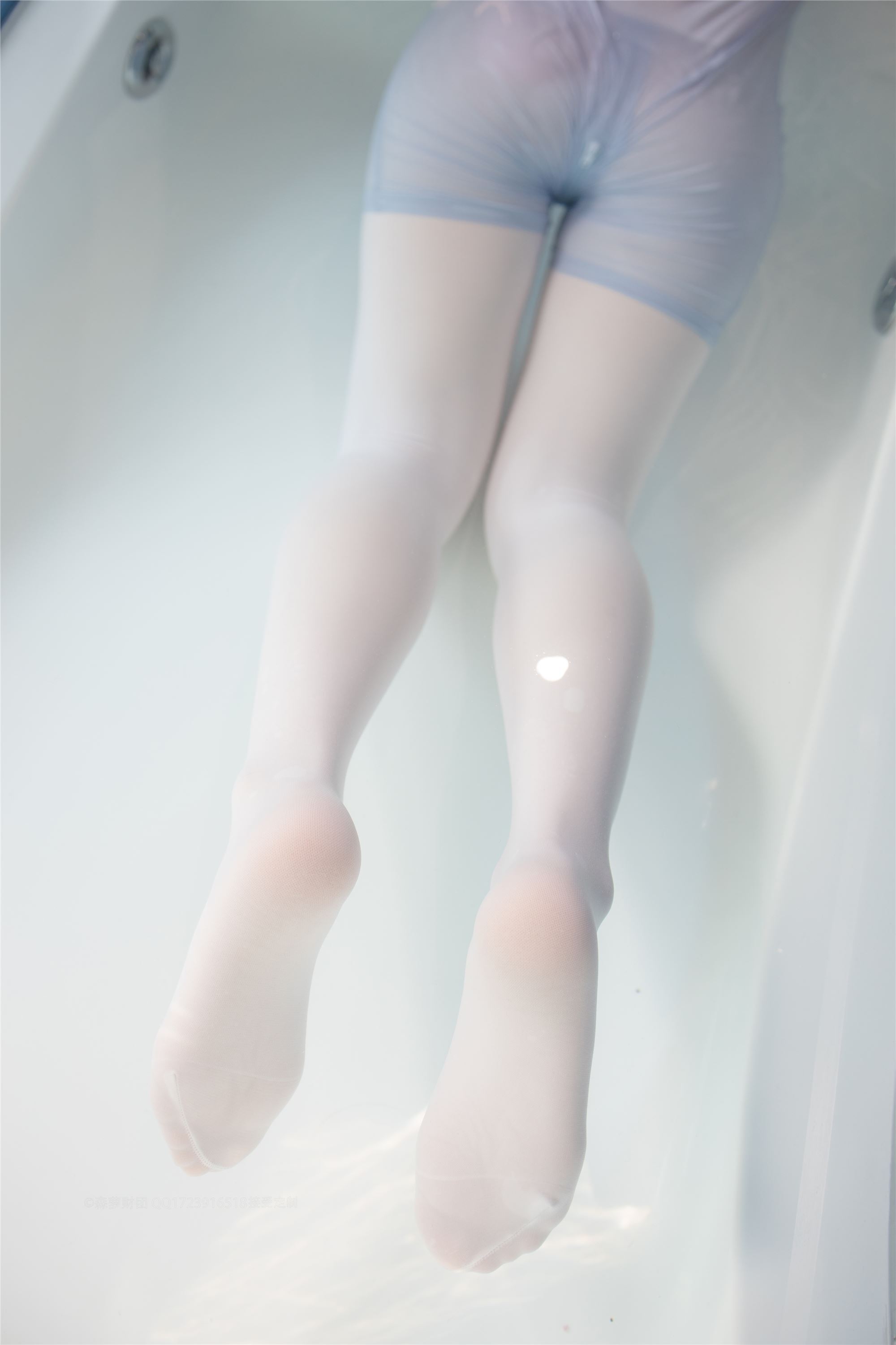 [森萝财团]萝莉丝足写真 X-049