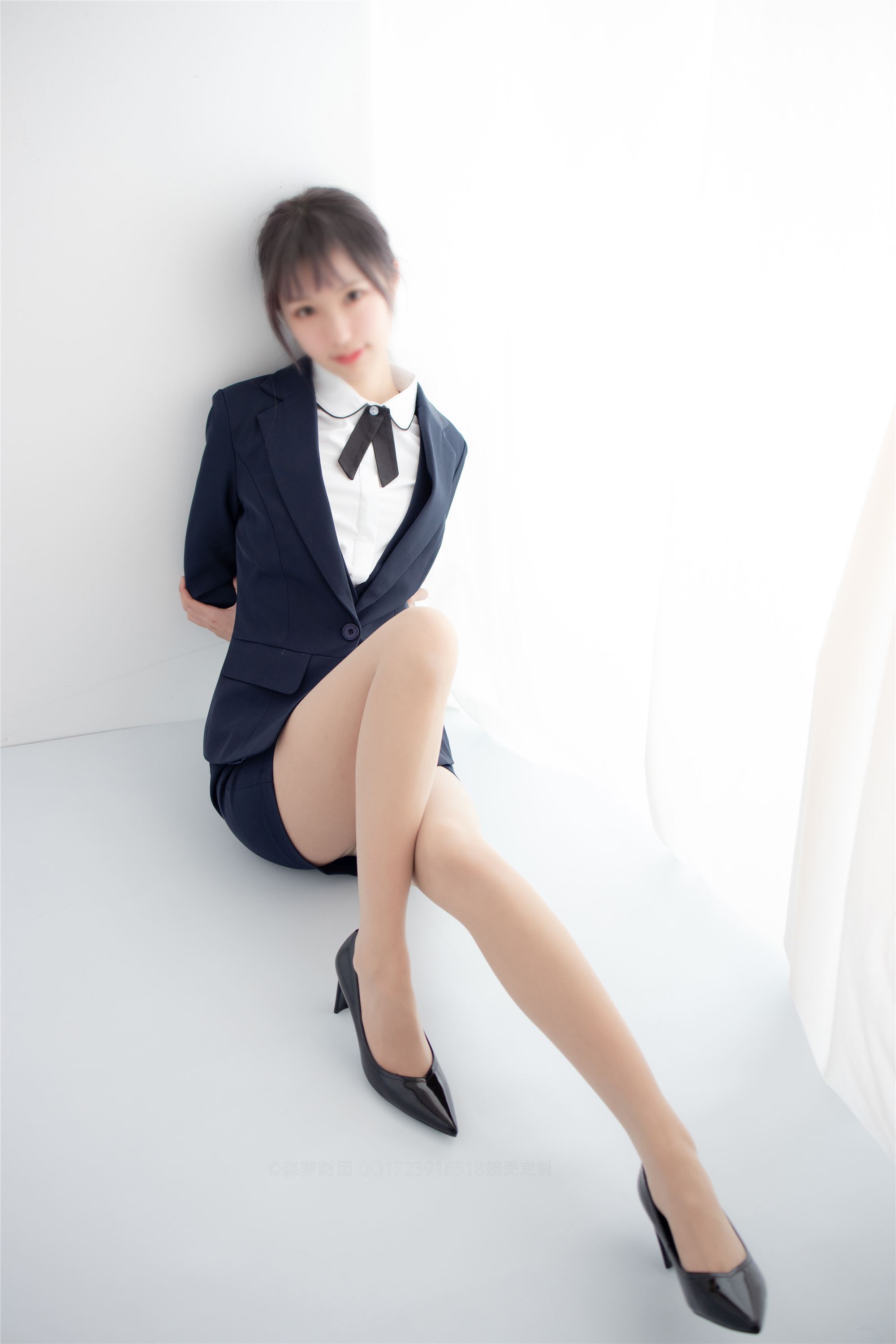 [森萝财团]萝莉丝足写真 X-050