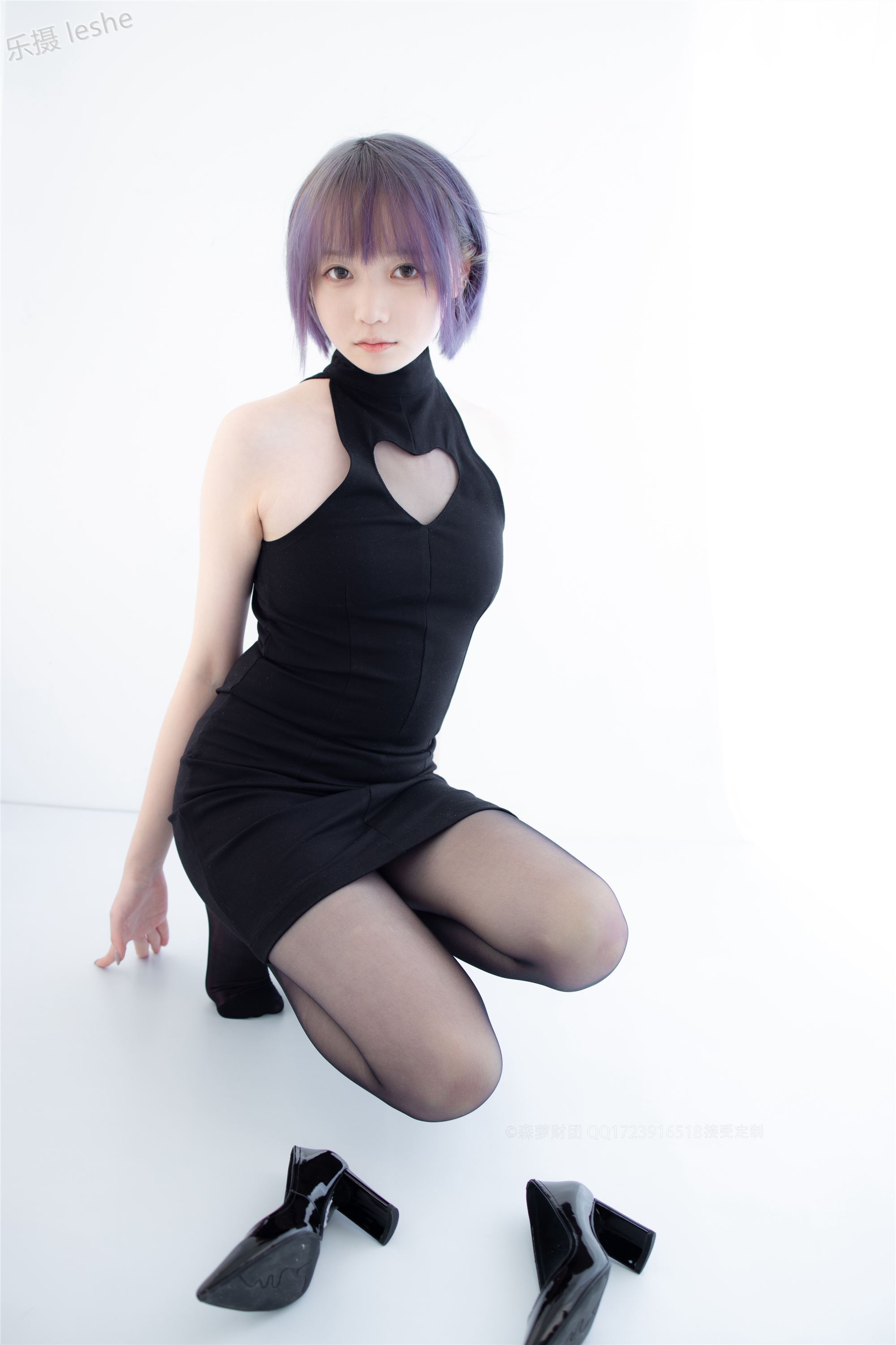 [森萝财团]萝莉丝足写真 X-051