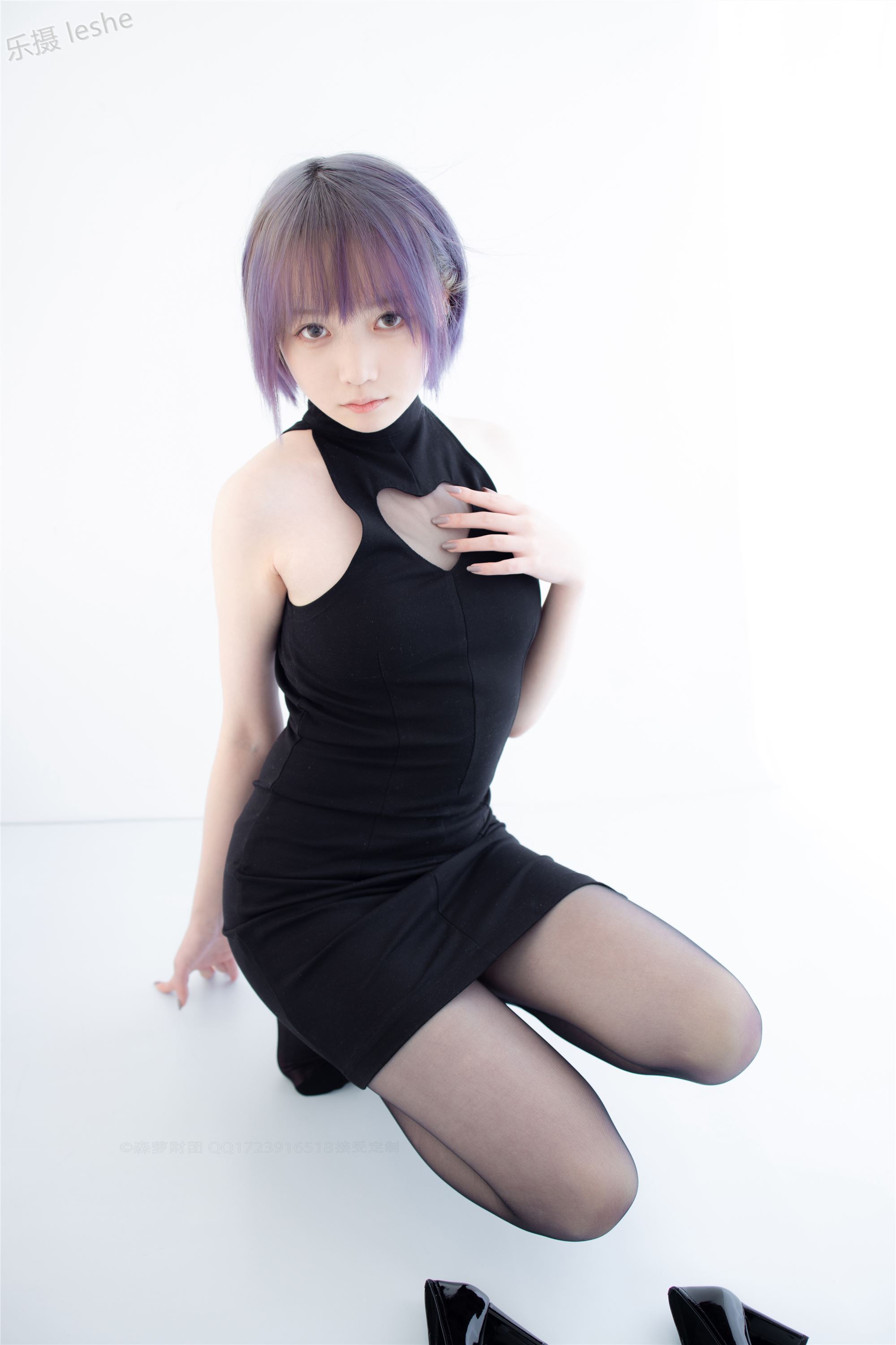 [森萝财团]萝莉丝足写真 X-051