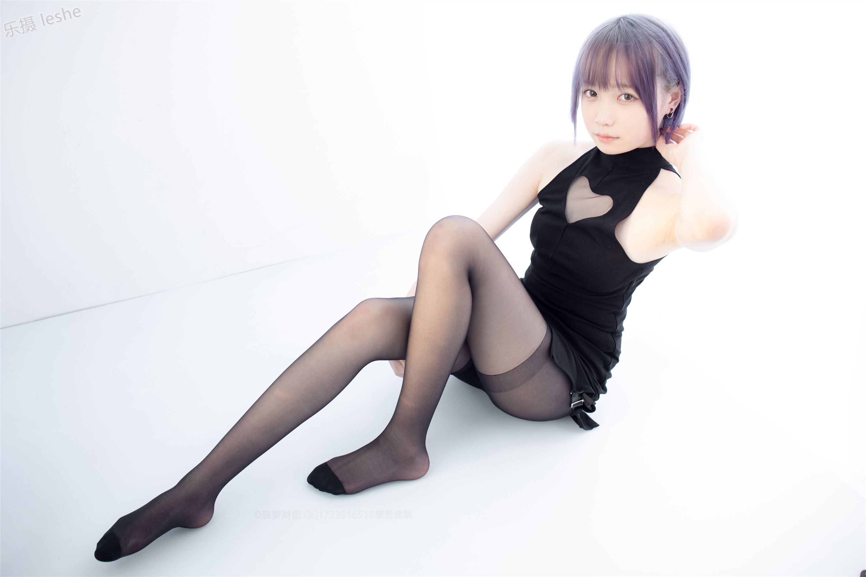 [森萝财团]萝莉丝足写真 X-051