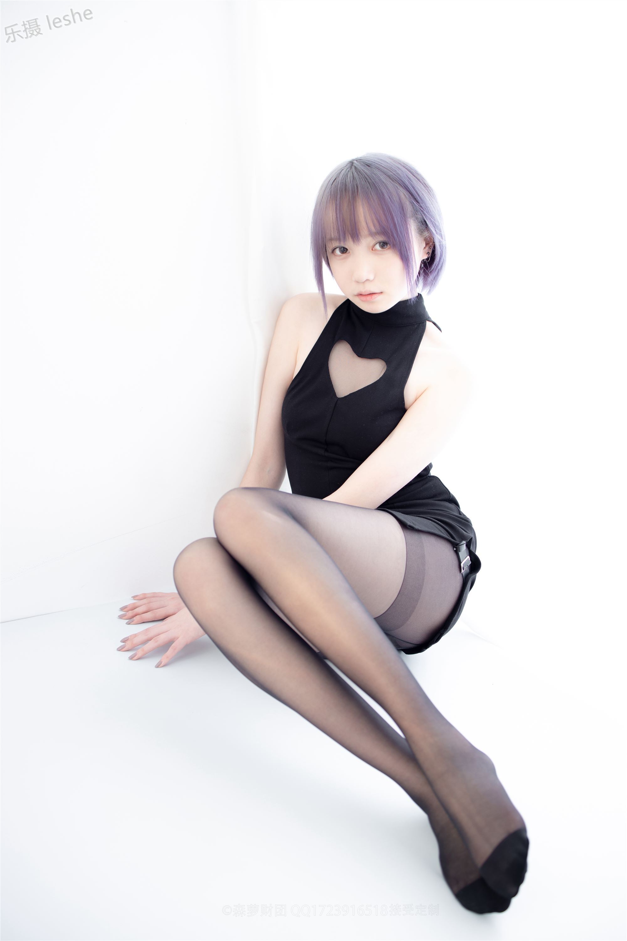 [森萝财团]萝莉丝足写真 X-051