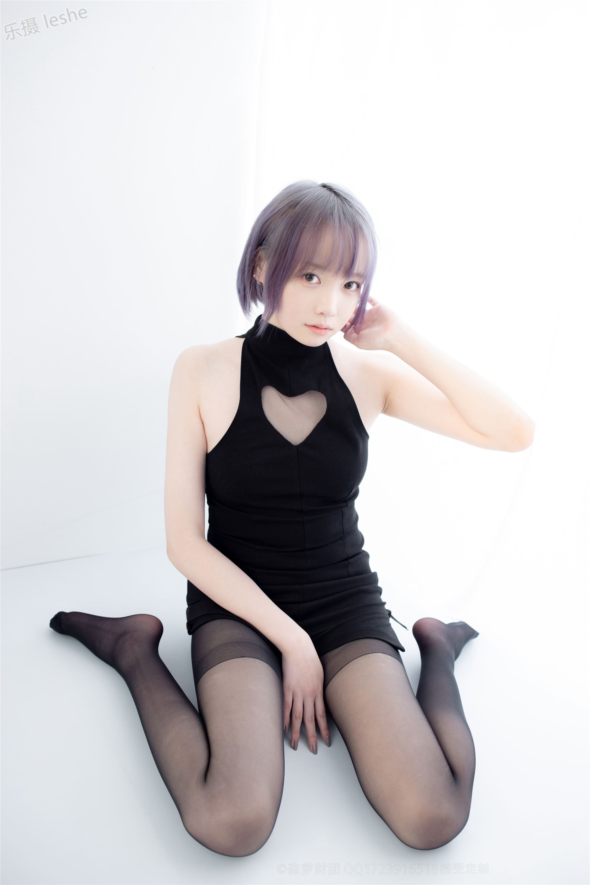 [森萝财团]萝莉丝足写真 X-051