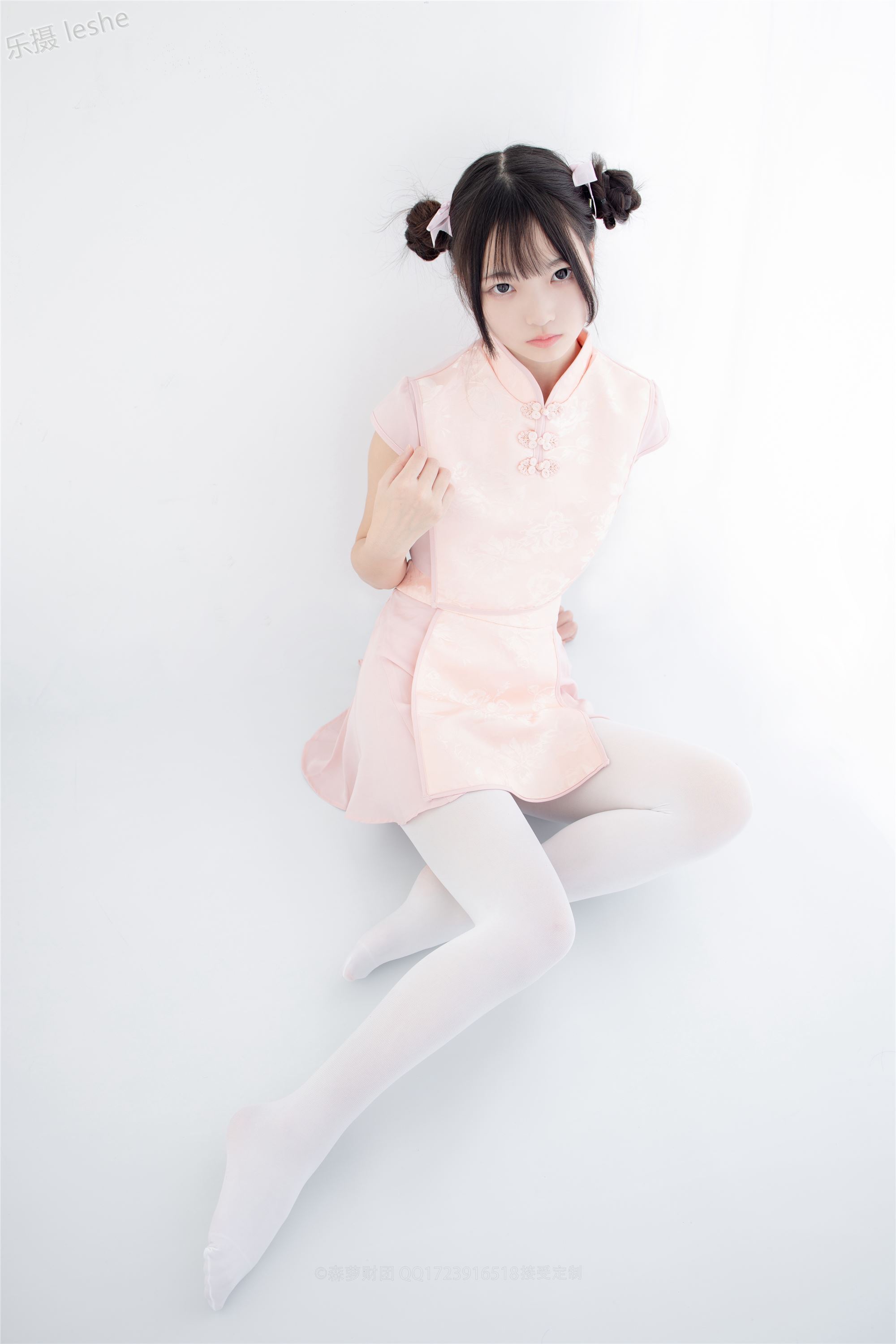 [森萝财团]萝莉丝足写真 X-052