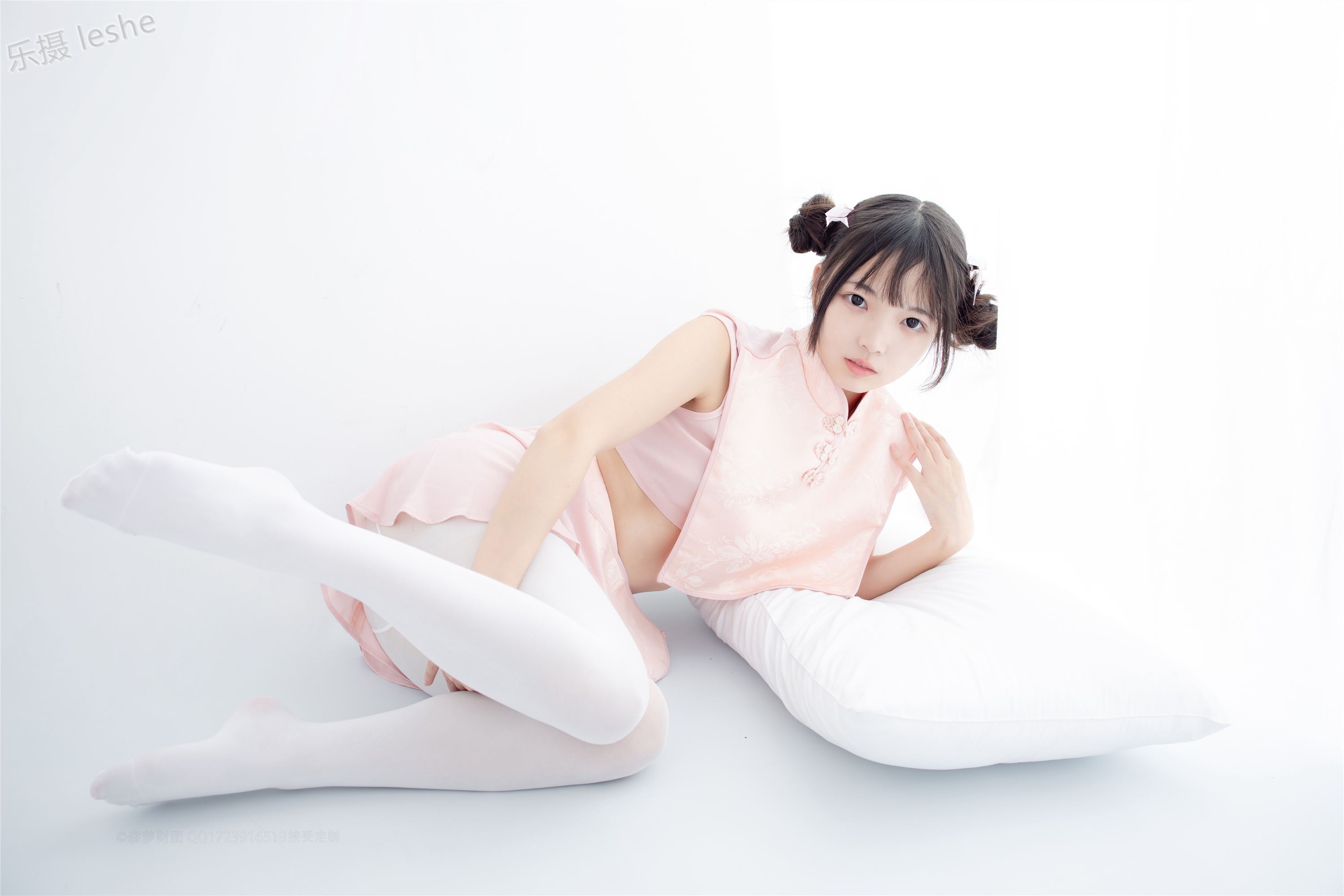 [森萝财团]萝莉丝足写真 X-052