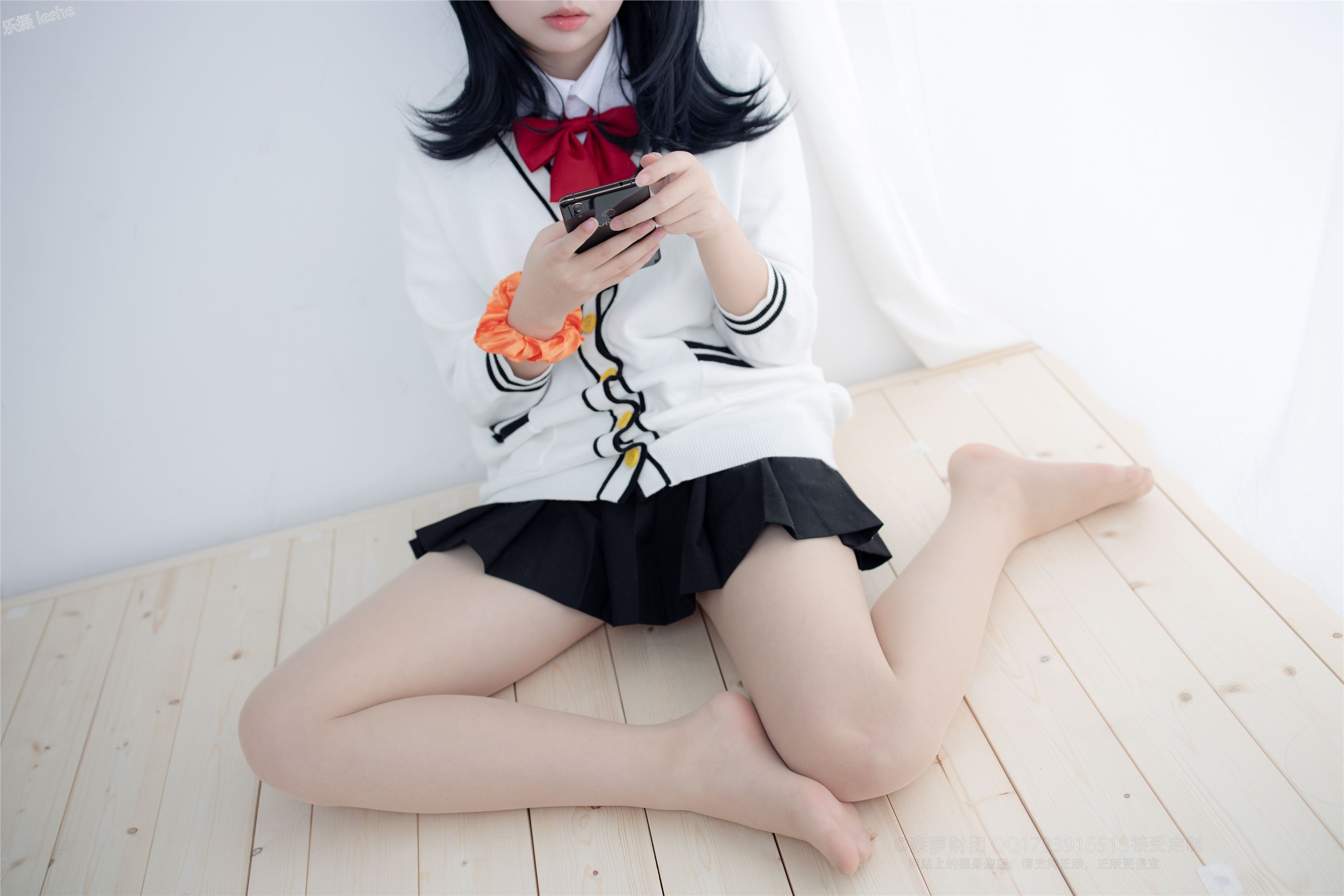 [森萝财团]萝莉丝足写真 X-055