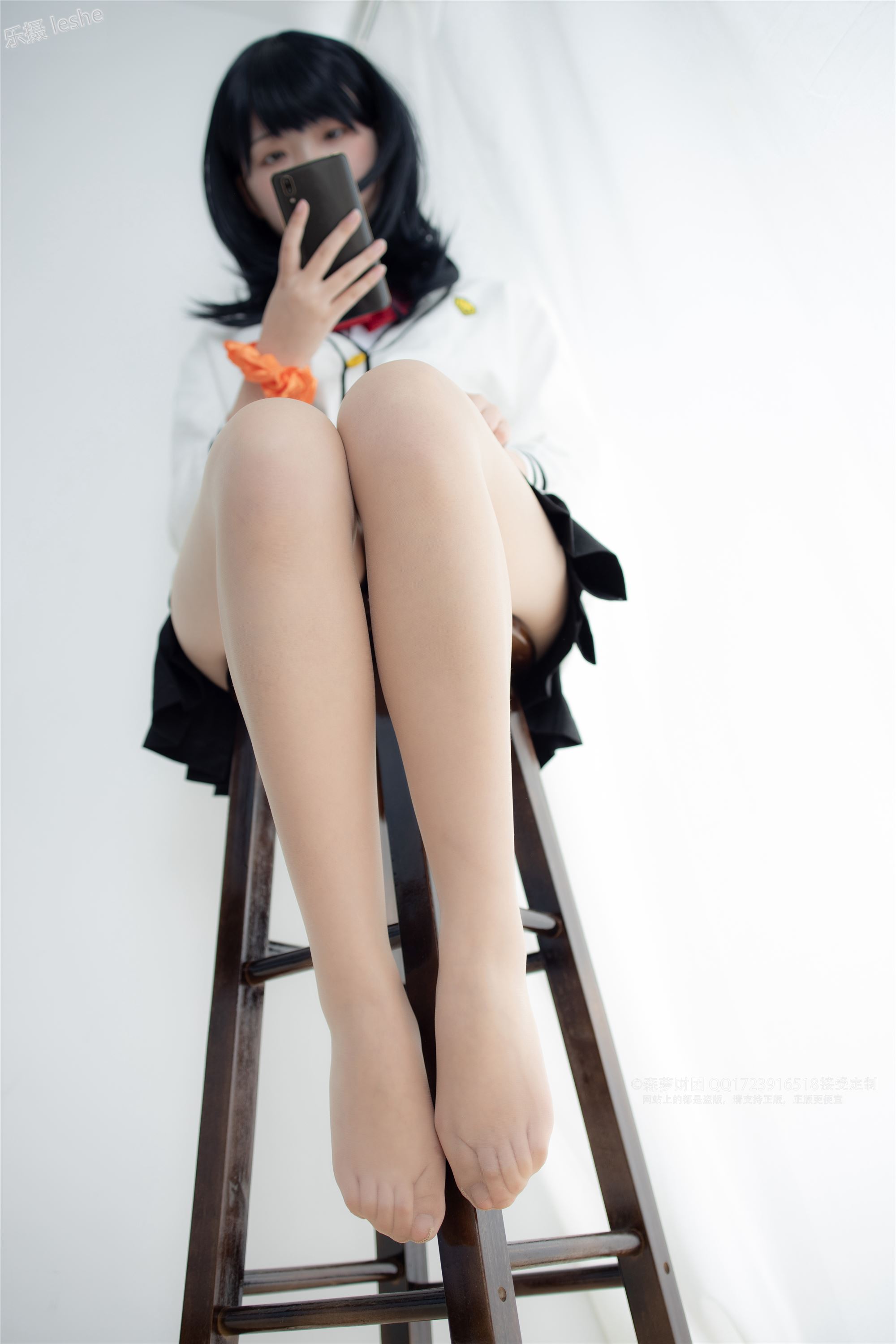 [森萝财团]萝莉丝足写真 X-055