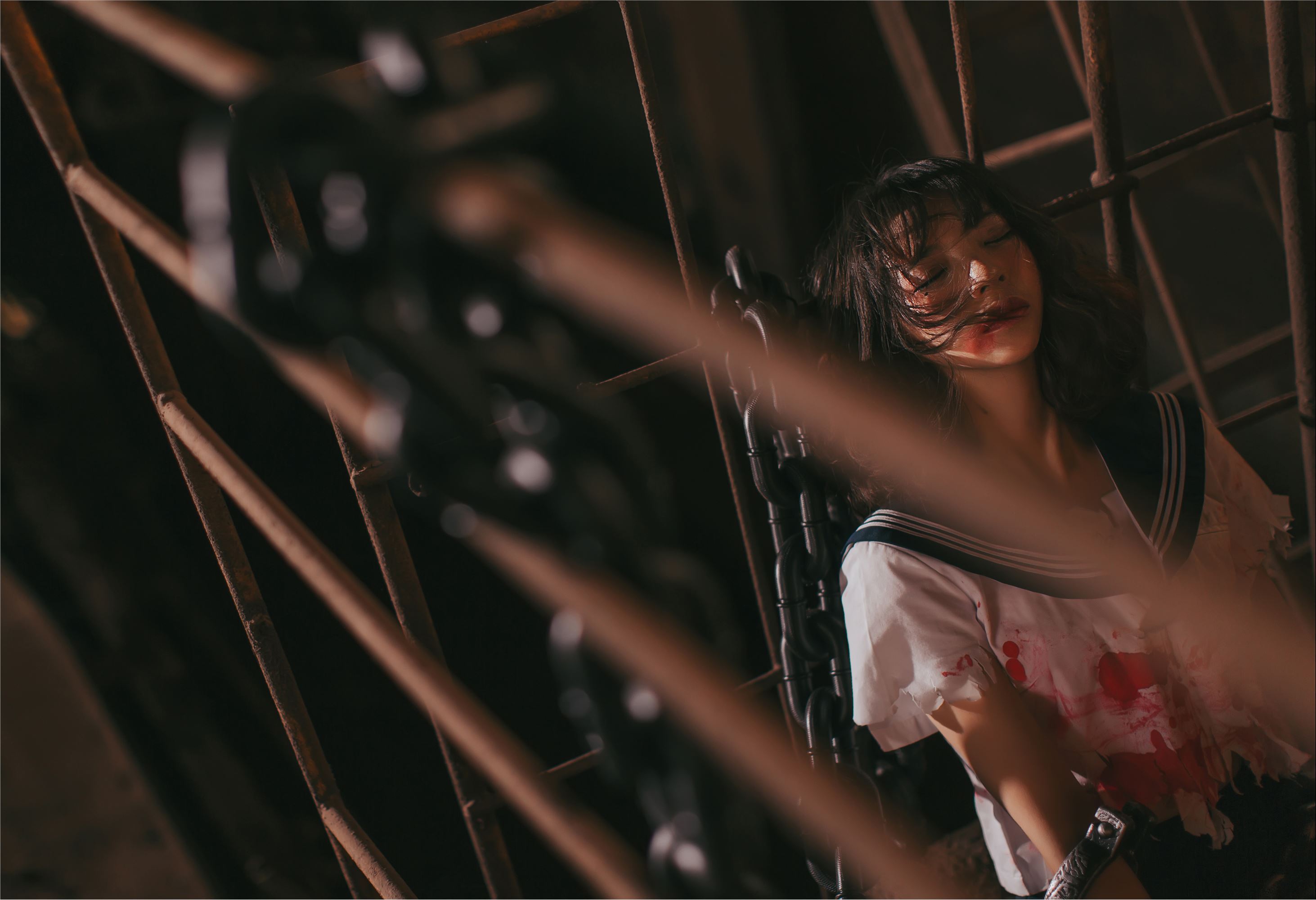 疯猫ss - 被囚禁的少女