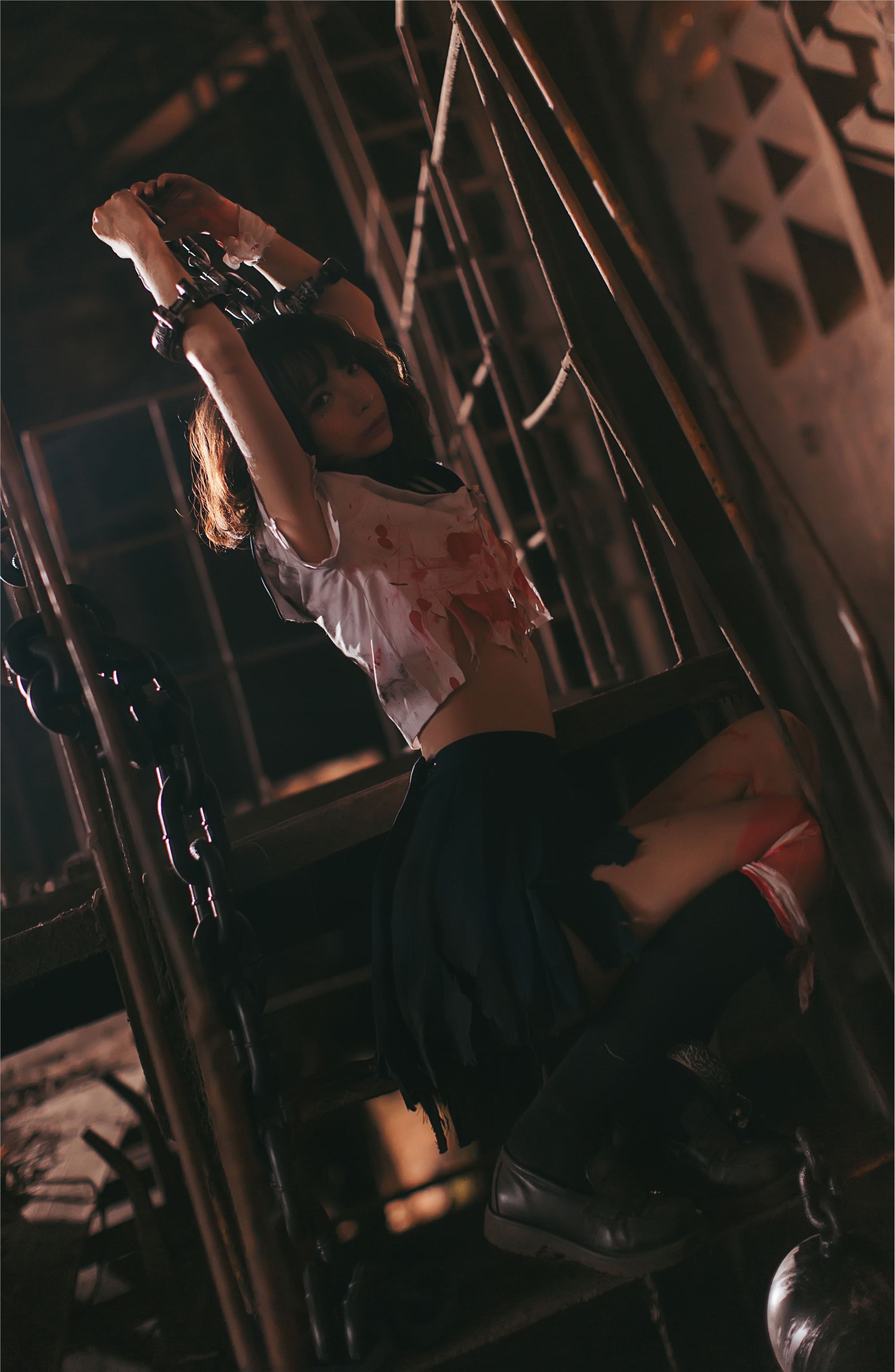 疯猫ss - 被囚禁的少女