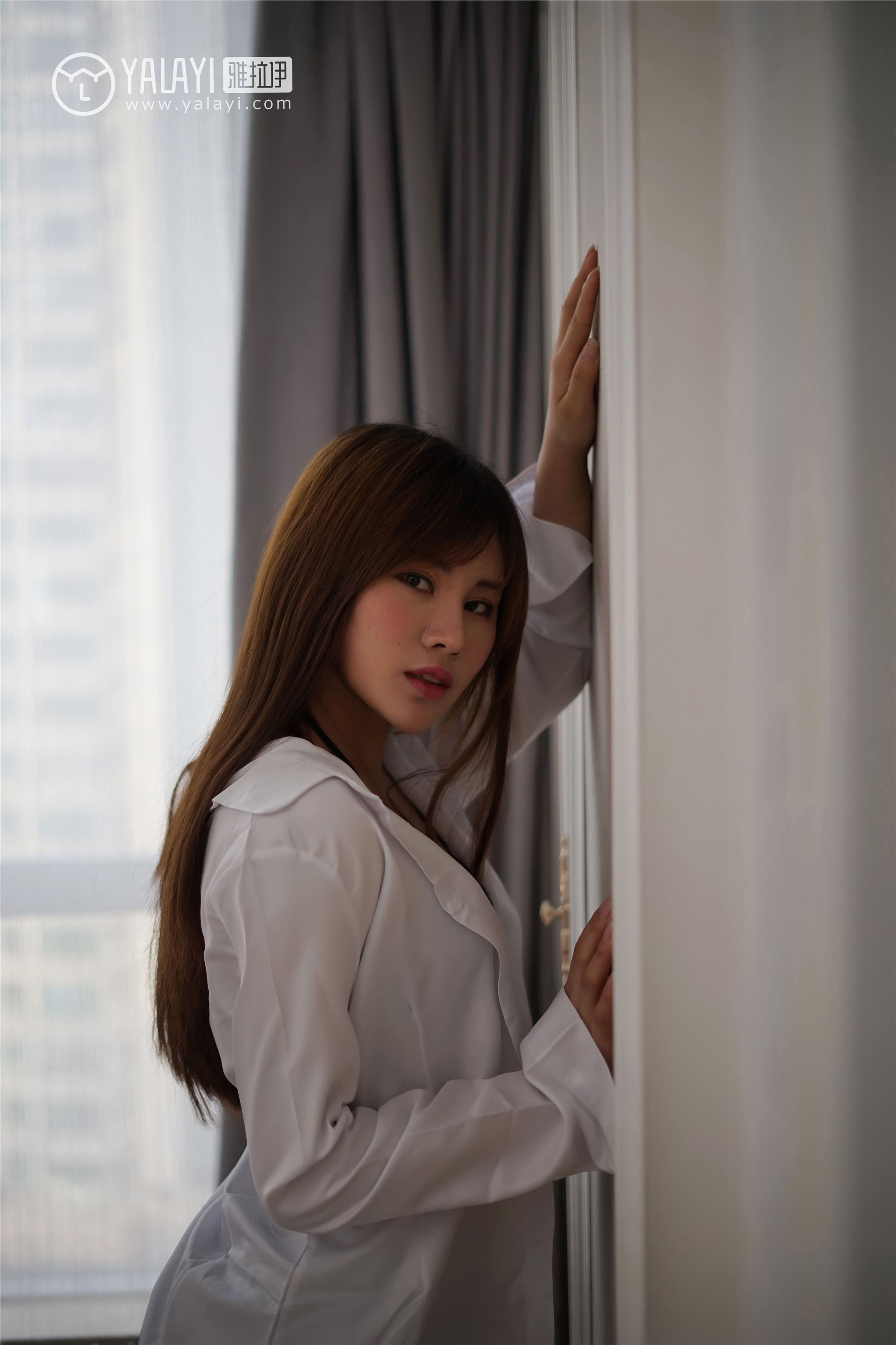 [YALAYI雅拉伊]2018.05.26 No.002 妮妮的黑丝诱惑 艾妮妮