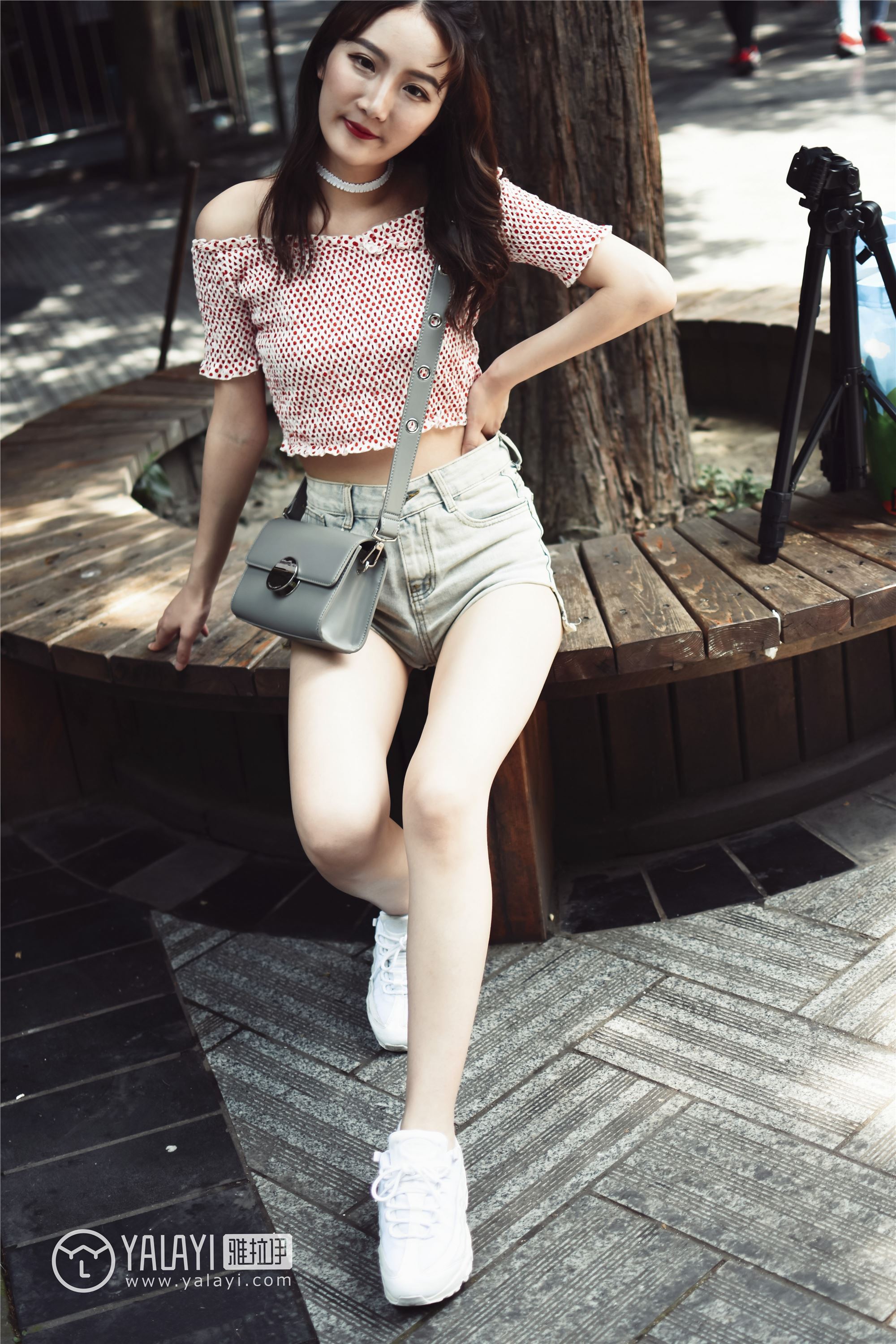 [YALAYI]雅拉伊 2018.06.06 No.006 乐园女孩肖肖 叶肖肖