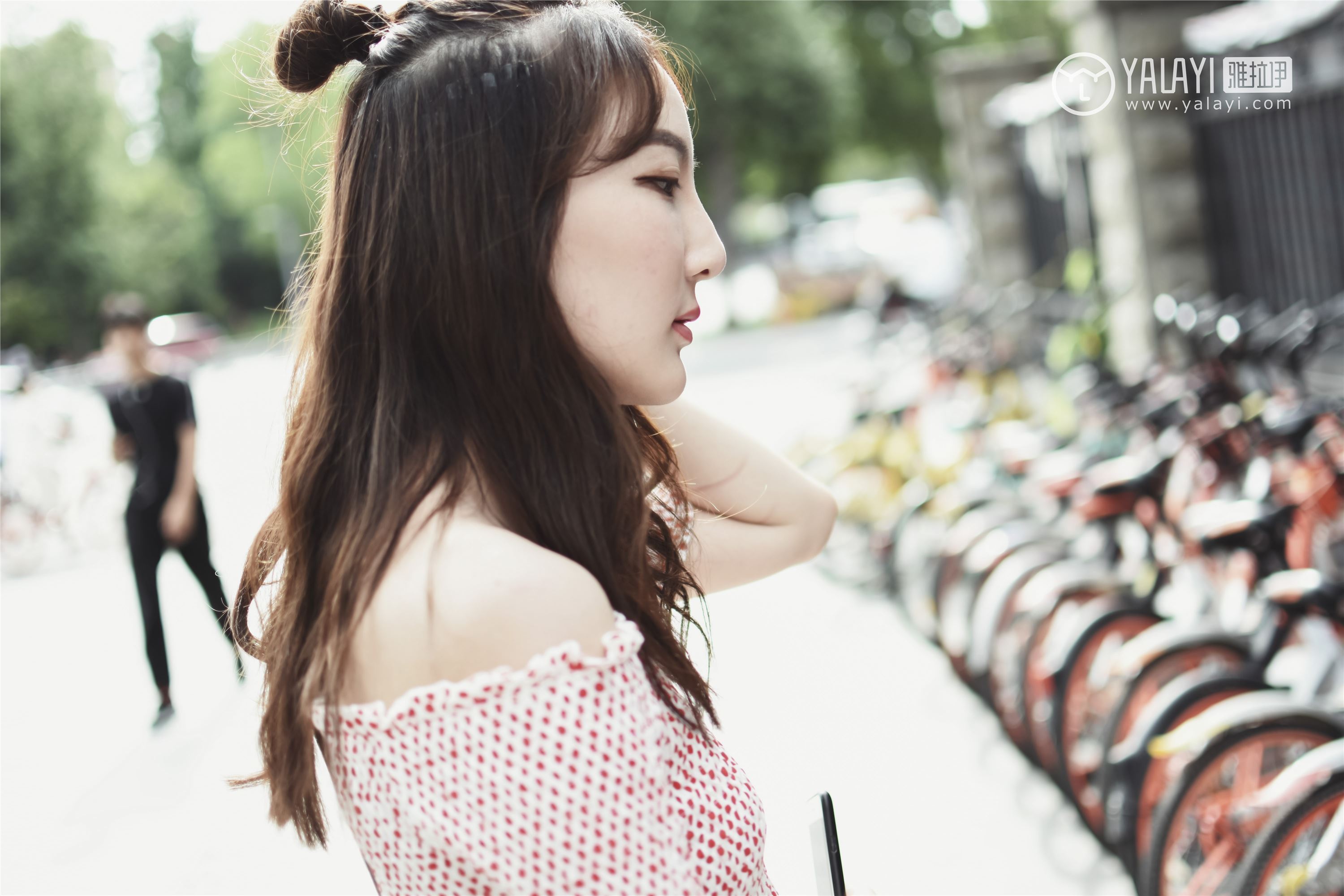 [YALAYI]雅拉伊 2018.06.06 No.006 乐园女孩肖肖 叶肖肖