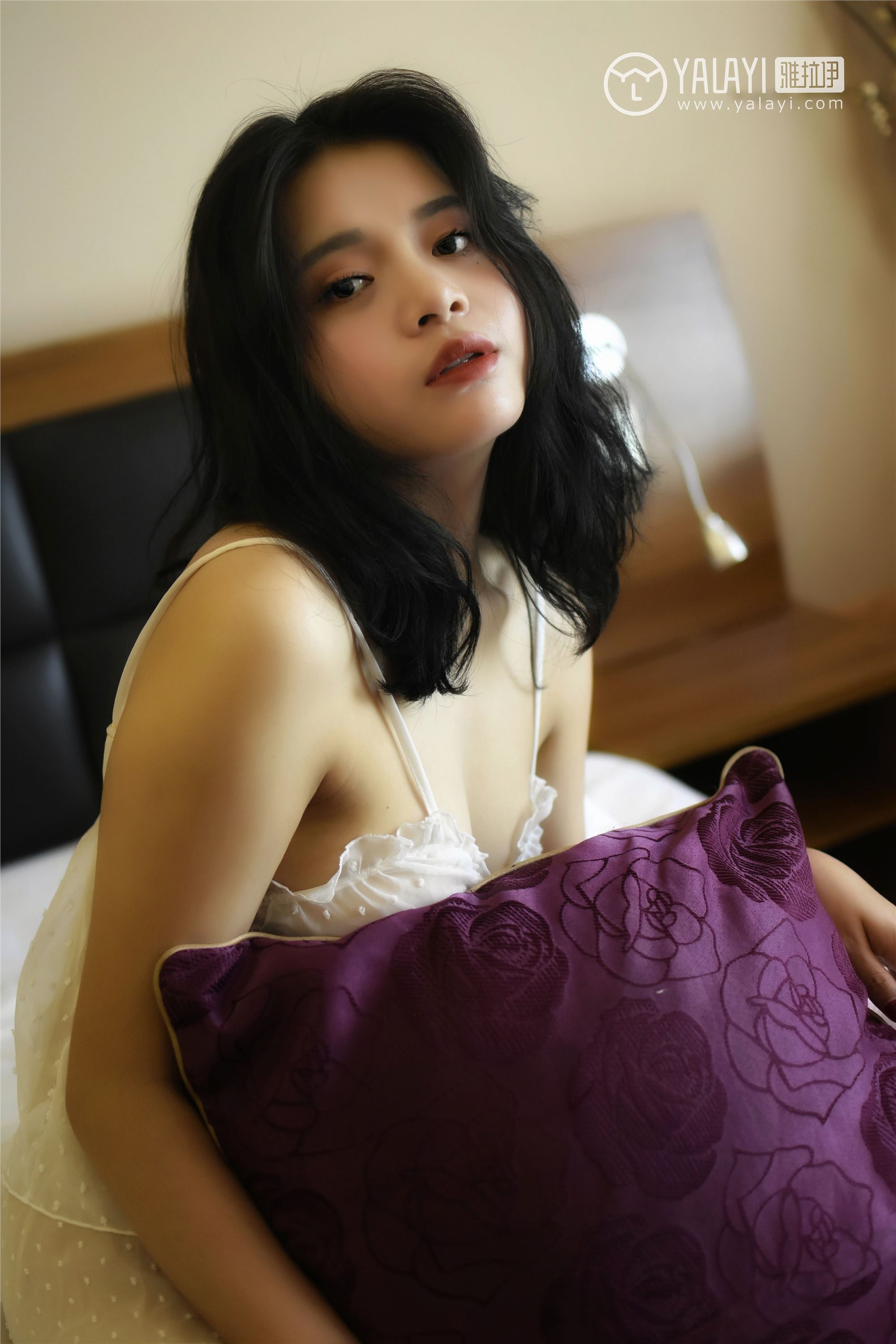 [YALAYI雅拉伊]2018.10.15 No.011 心蕊的睡衣魅惑 米心蕊